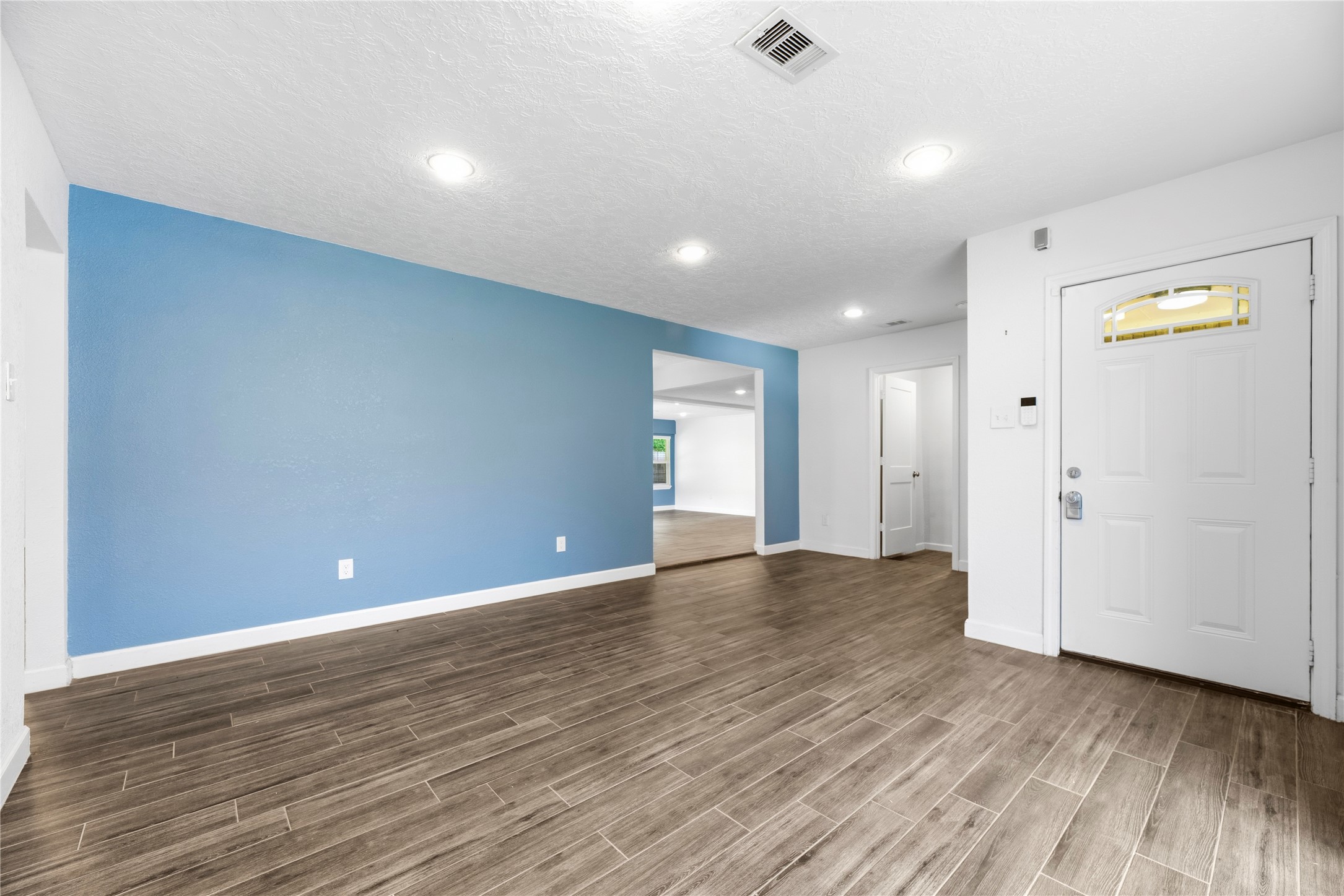4513 W 43rd Street Property Photo 4