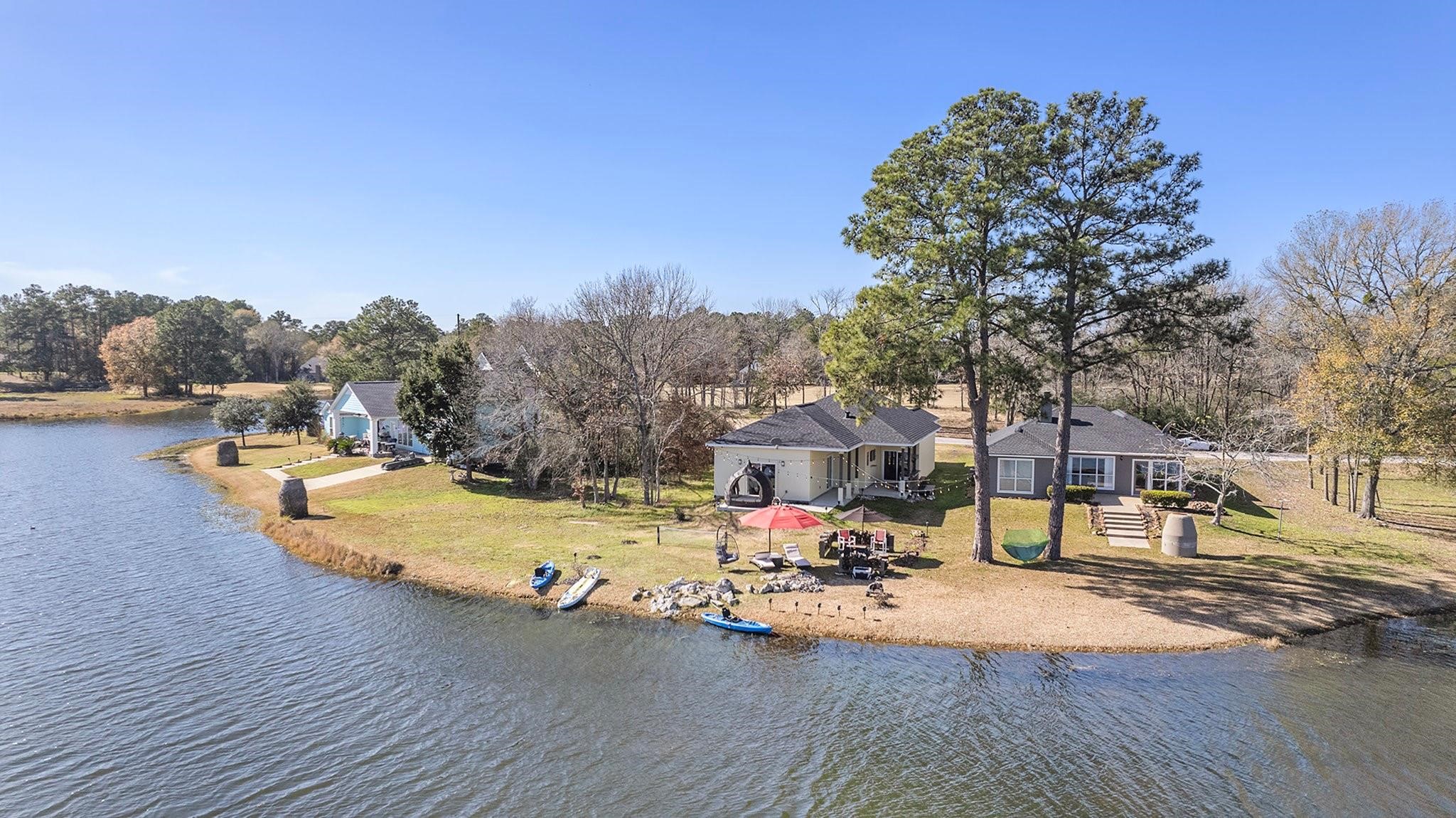 475 Pinnacle Property Photo 4