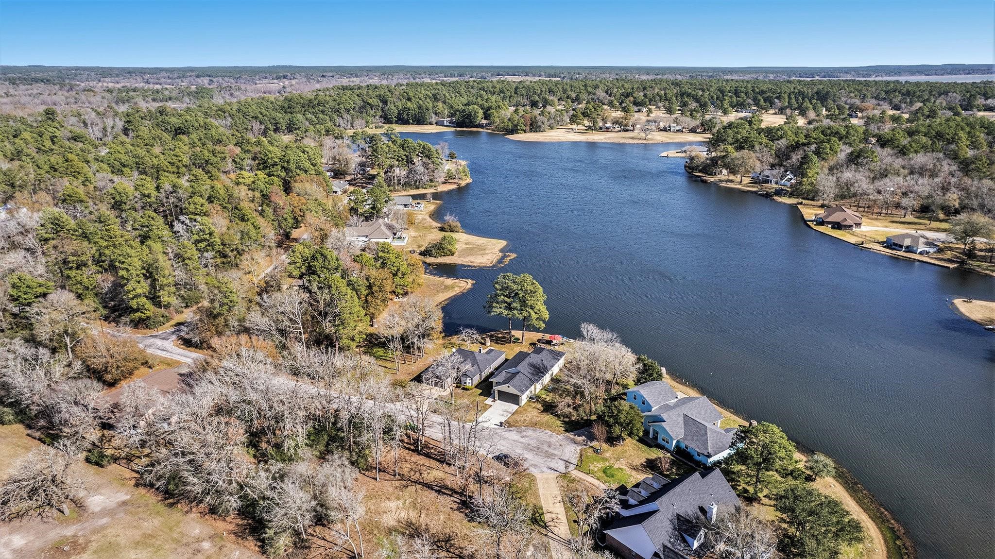 475 Pinnacle Property Photo 5