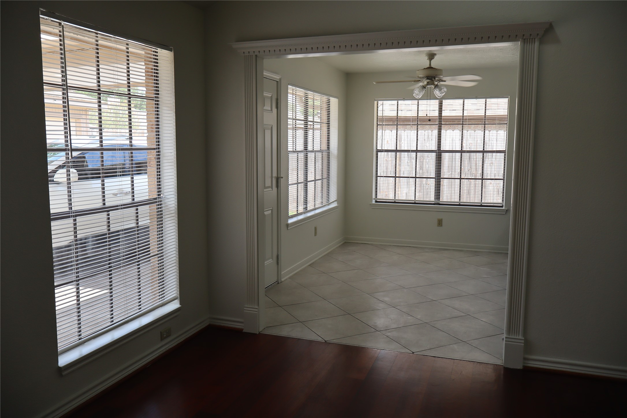 9911 Sagegreen Drive Property Photo 11