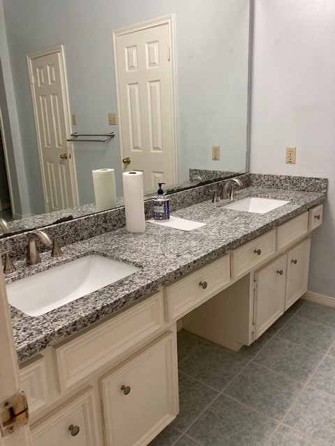 9911 Sagegreen Drive Property Photo 15