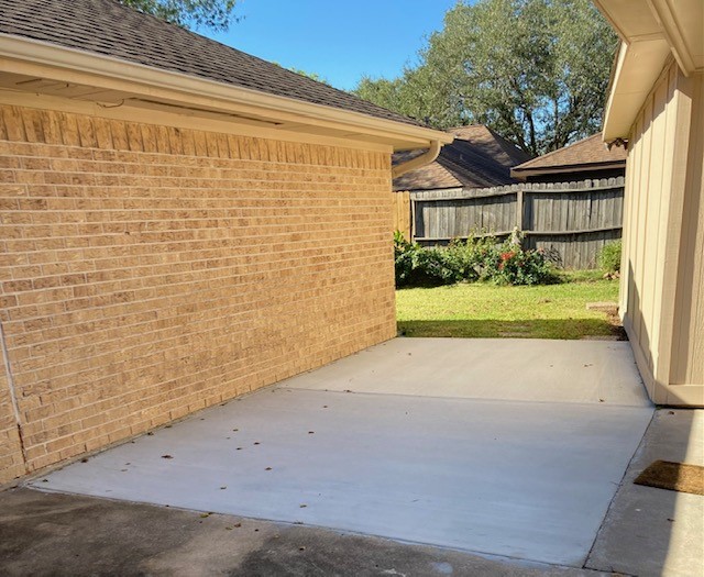 9911 Sagegreen Drive Property Photo 28