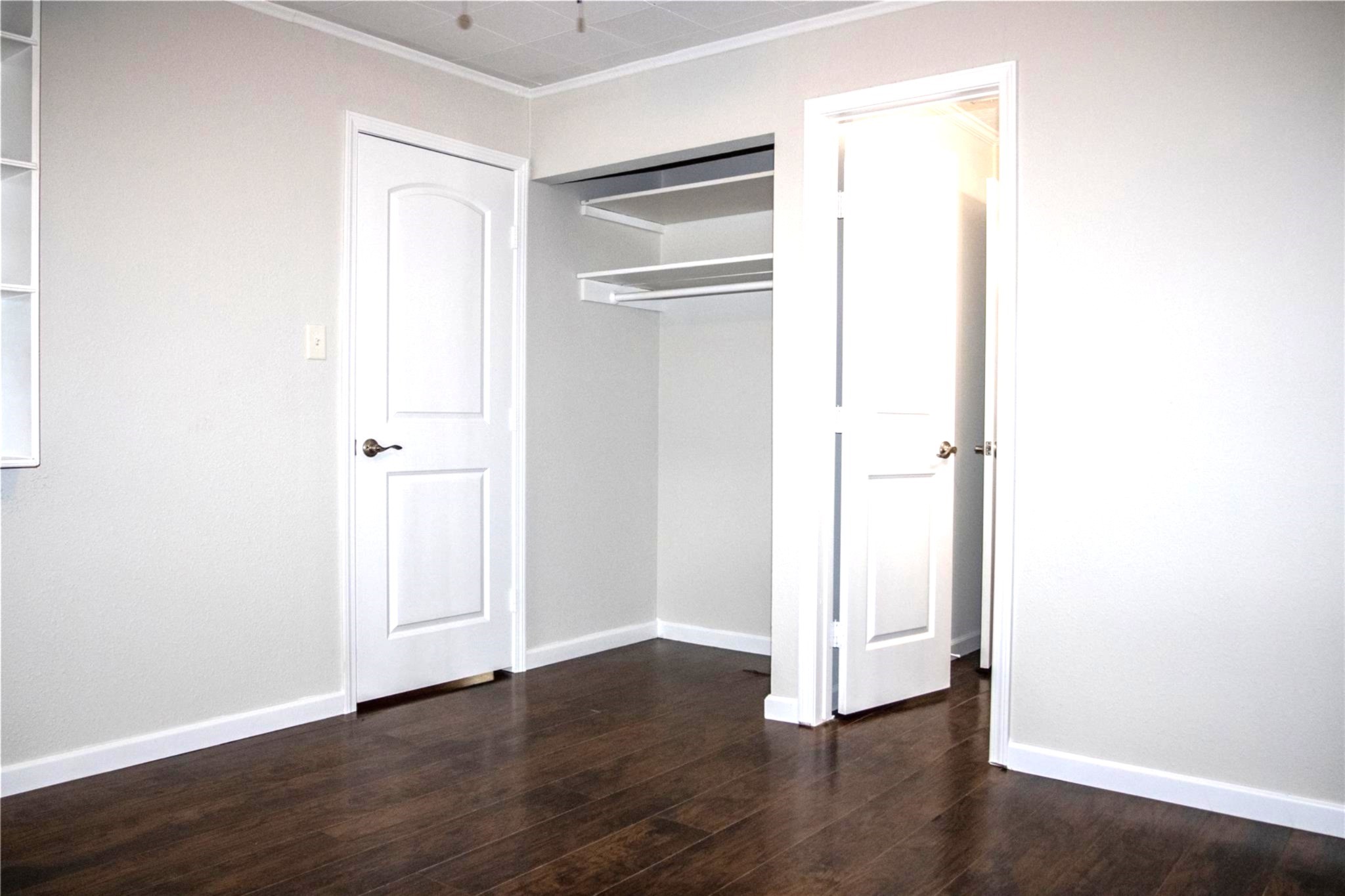 421 E Park Street Property Photo 9