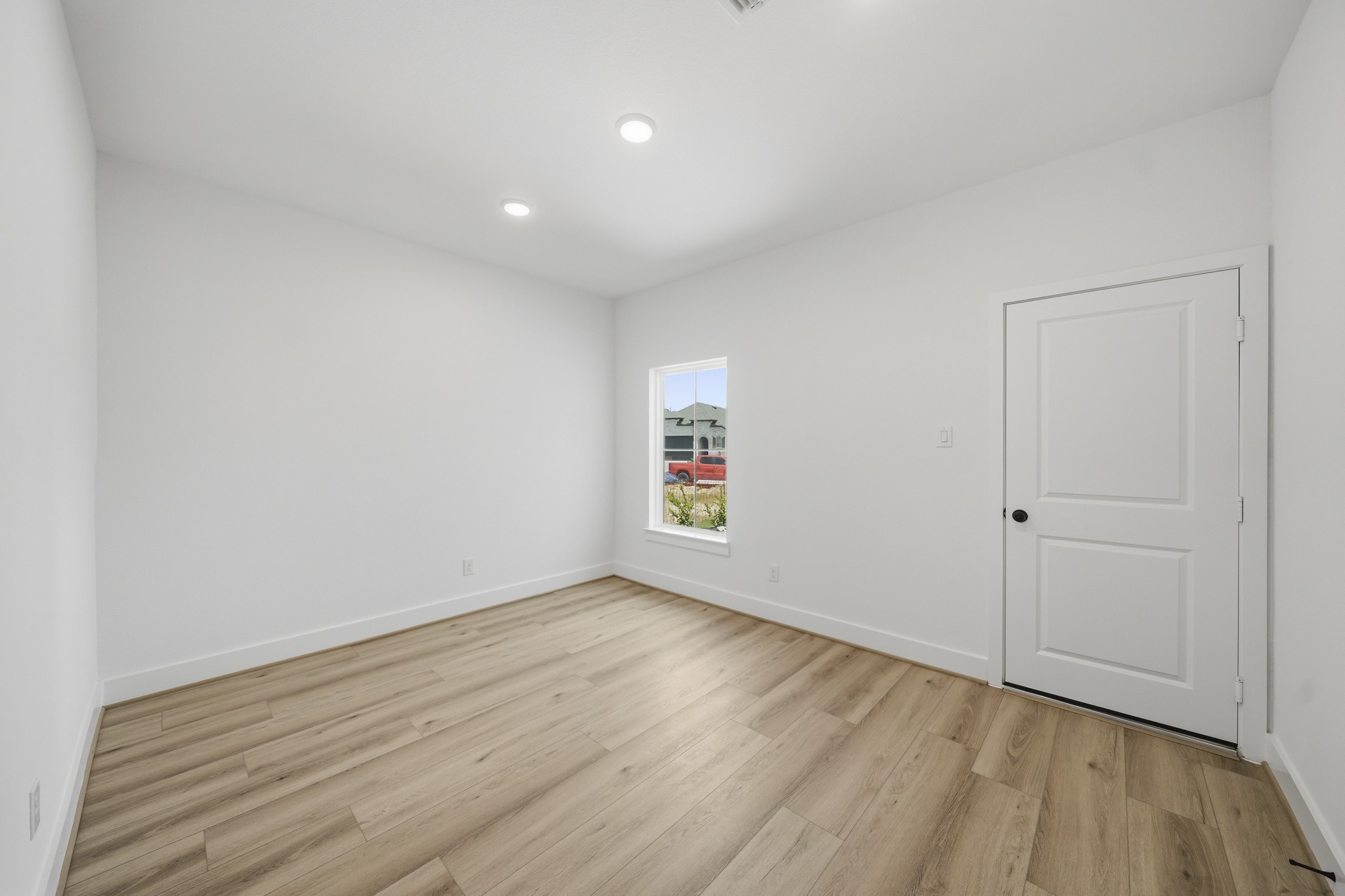 5322 Getty Lane Property Photo 4