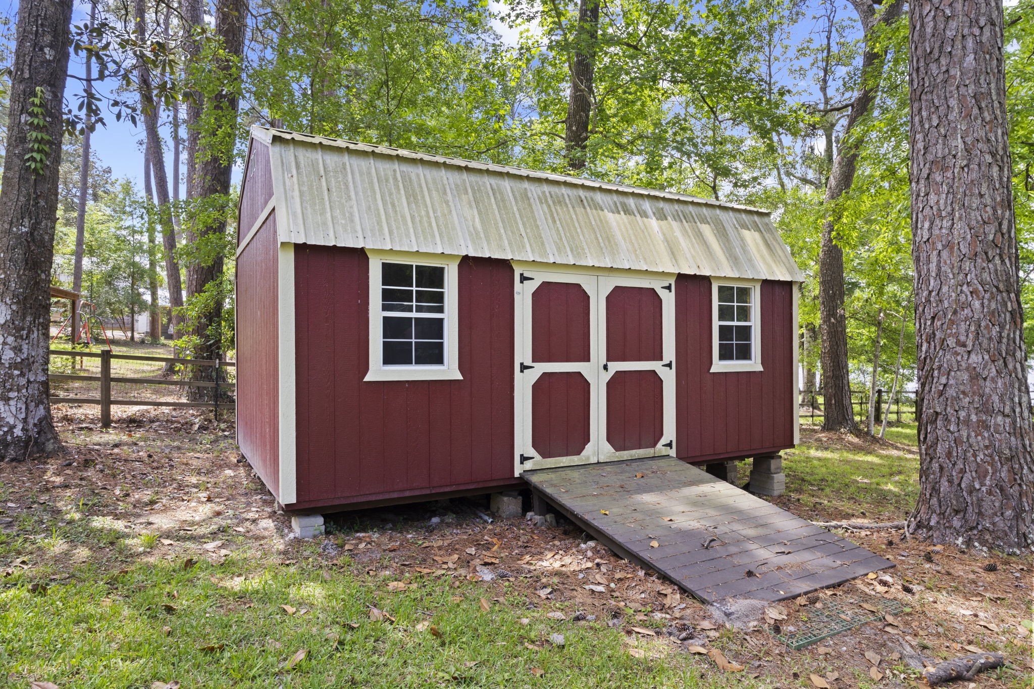 439 N Sherwood Forest Drive Property Photo 46