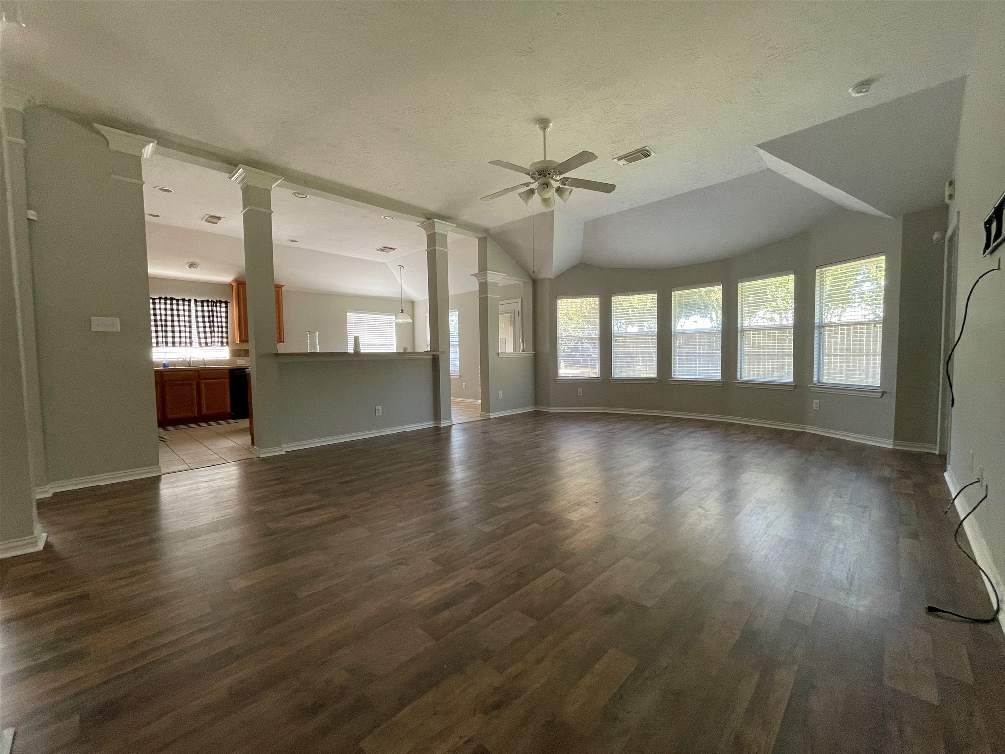 7631 Golden Thistle Lane Property Photo 8
