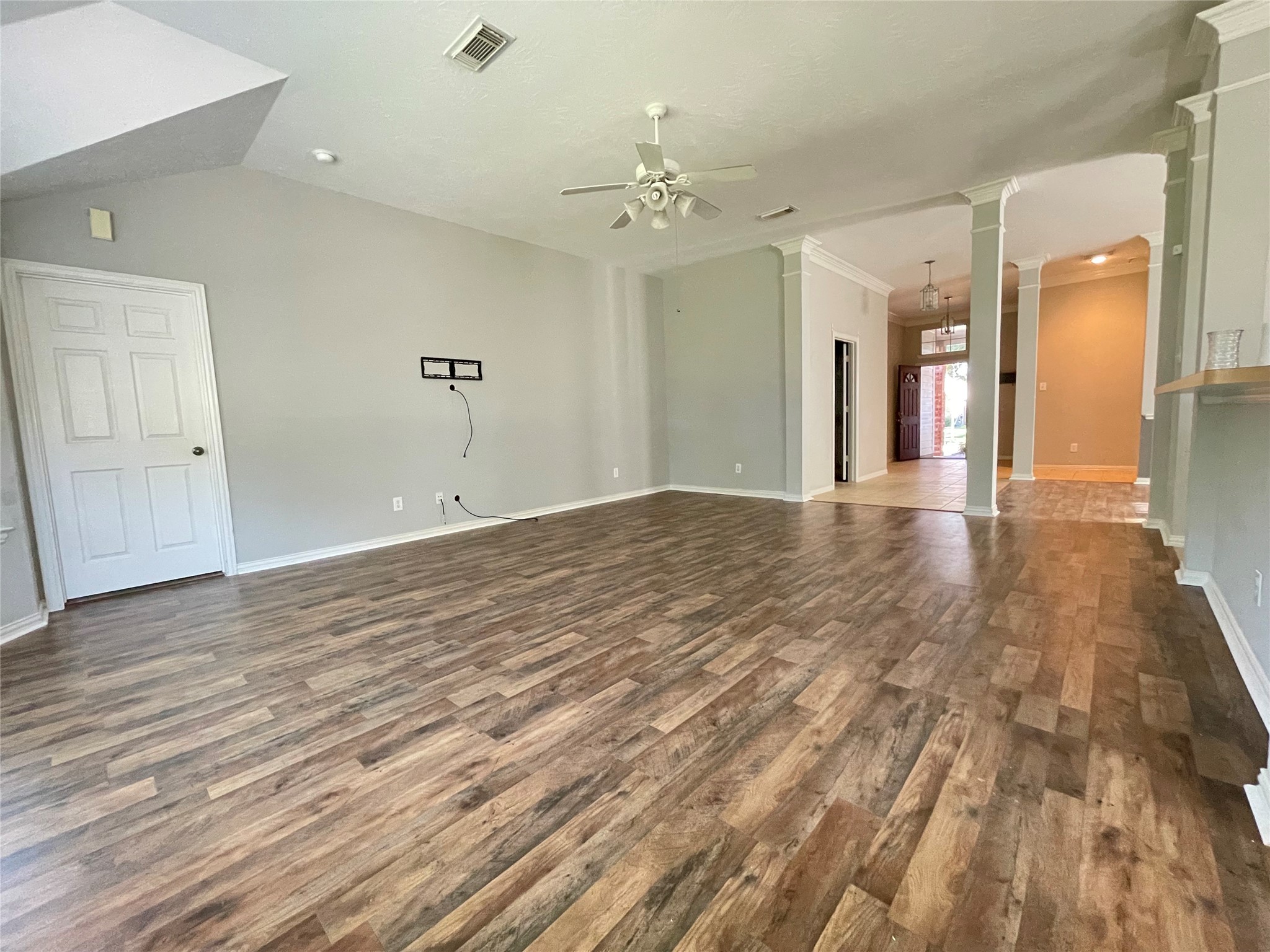 7631 Golden Thistle Lane Property Photo 10