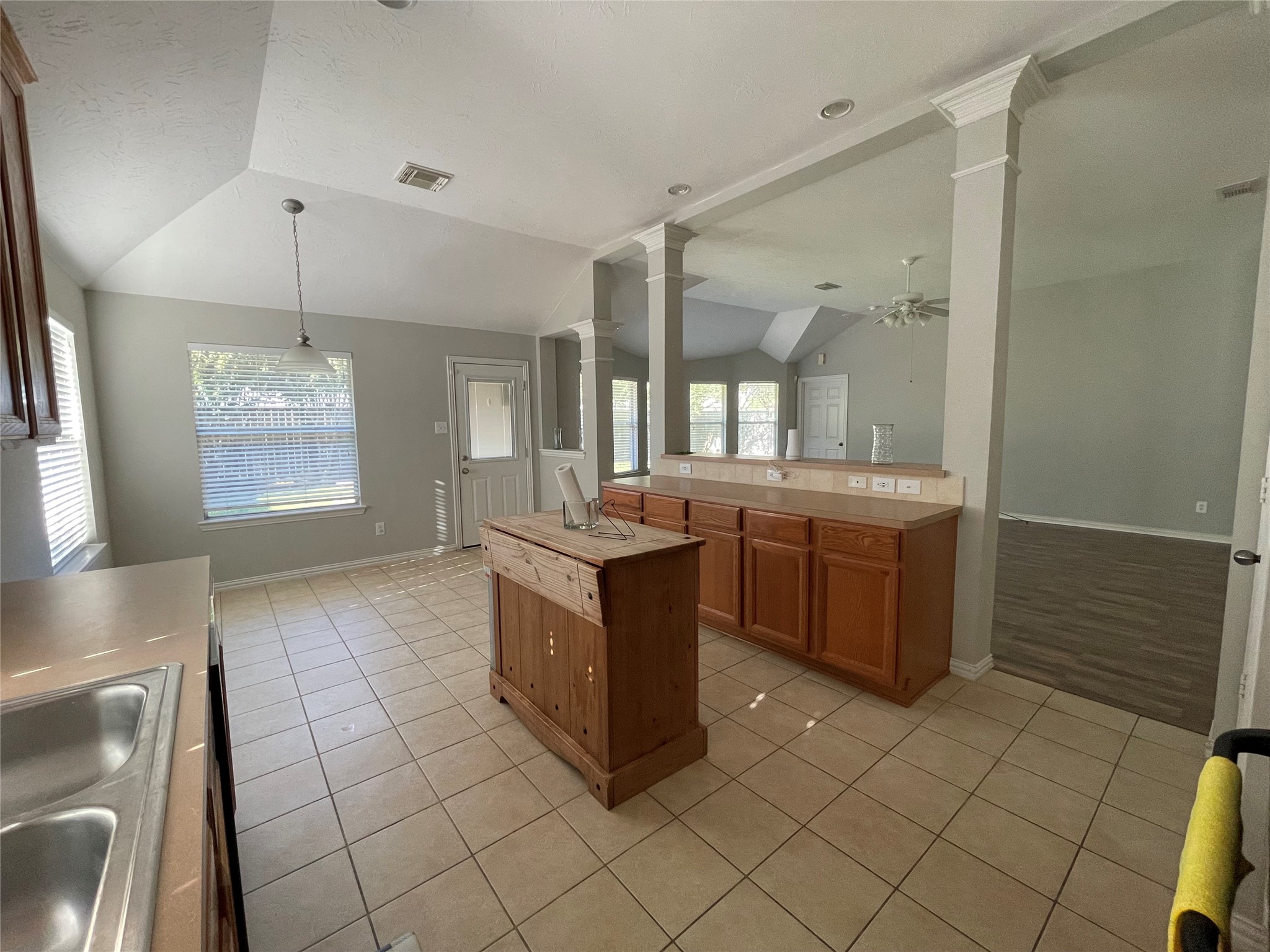 7631 Golden Thistle Lane Property Photo 12