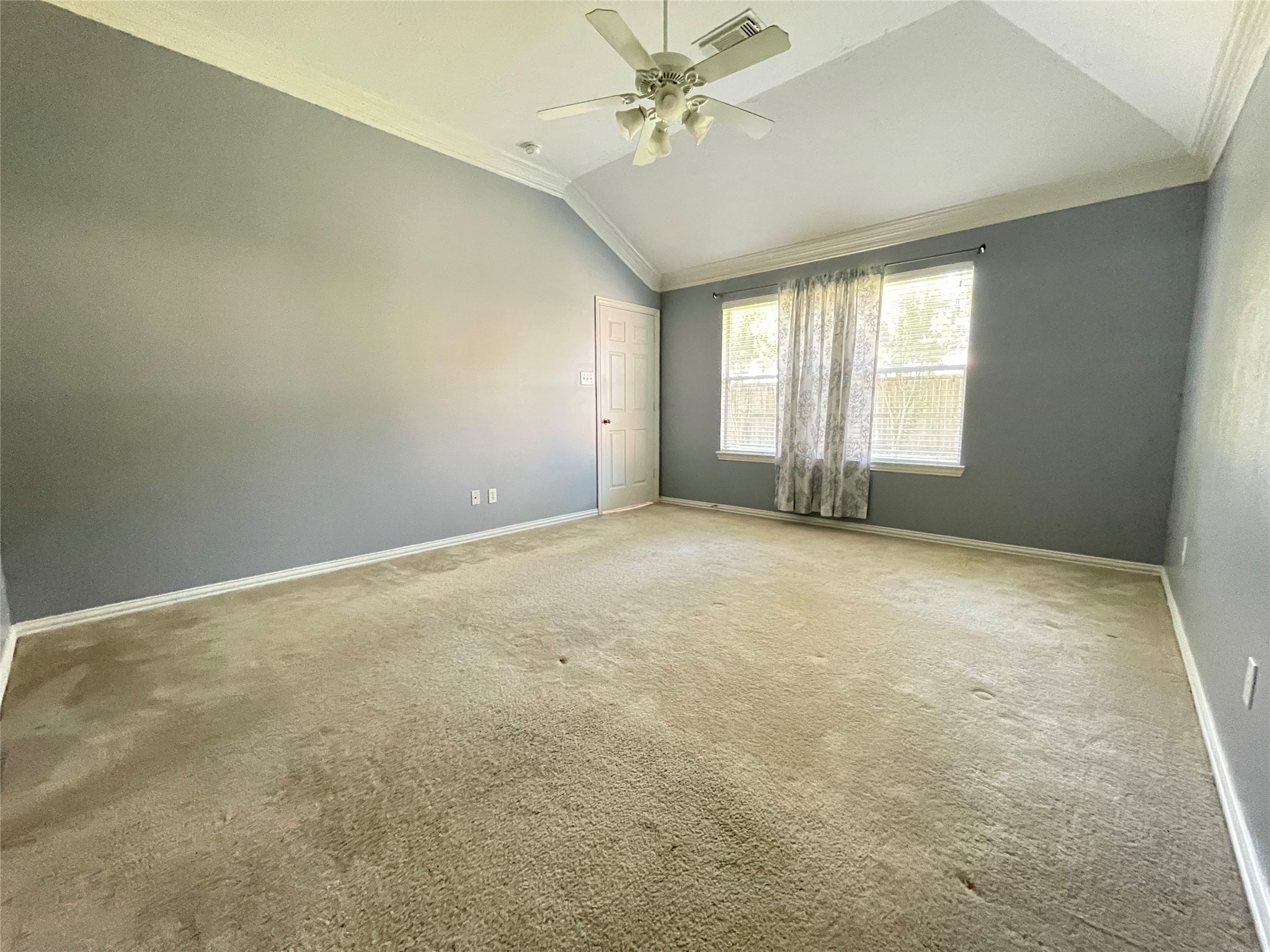 7631 Golden Thistle Lane Property Photo 13