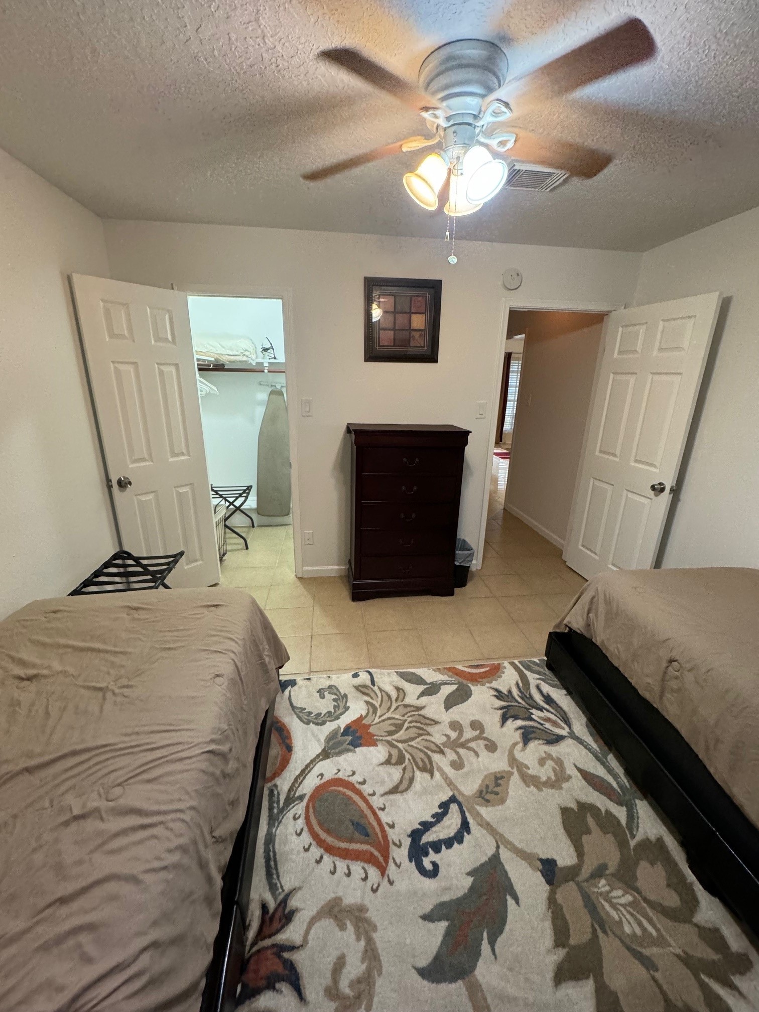 8951 Dirby Street Property Photo 5