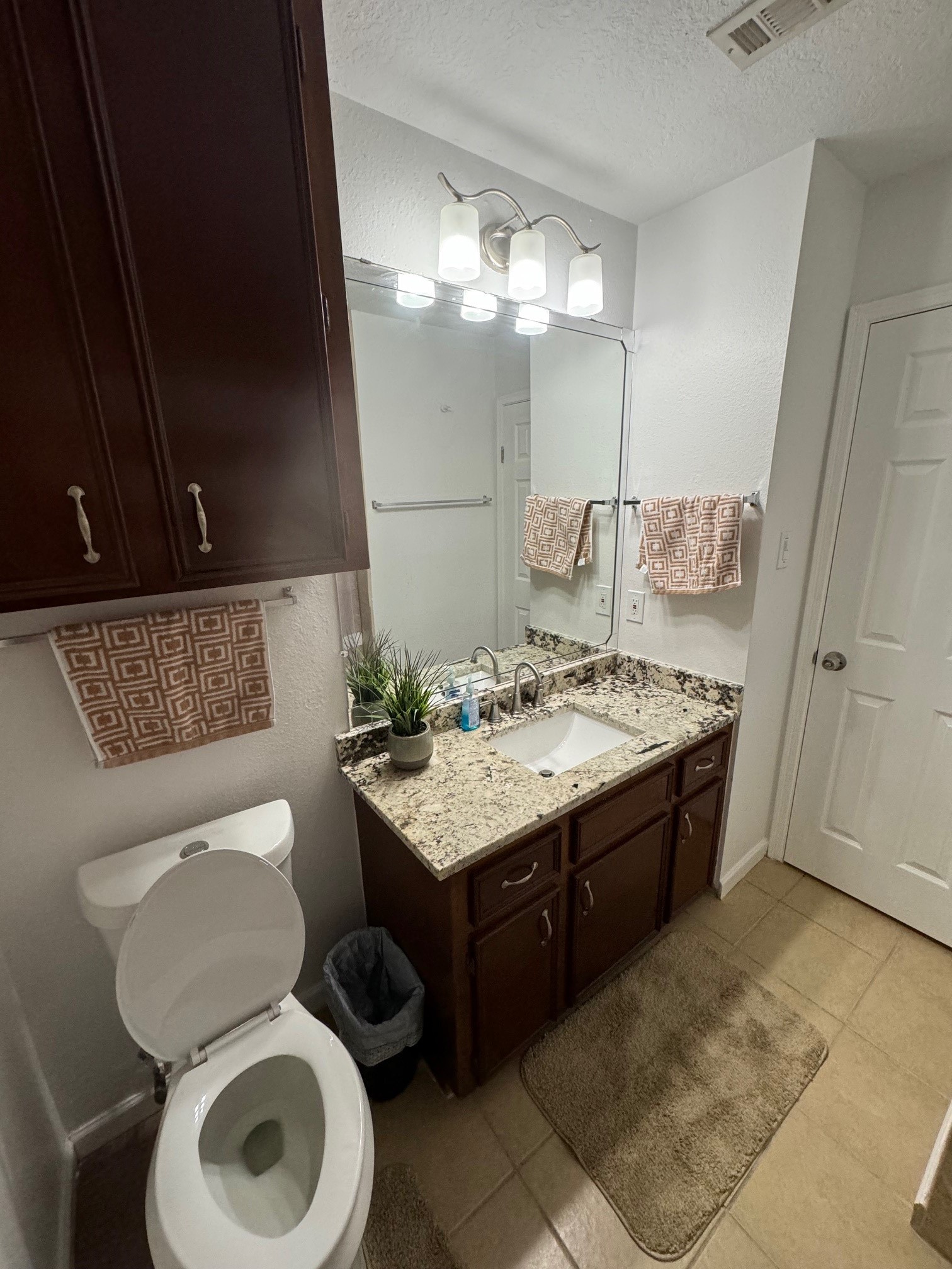 8951 Dirby Street Property Photo 9