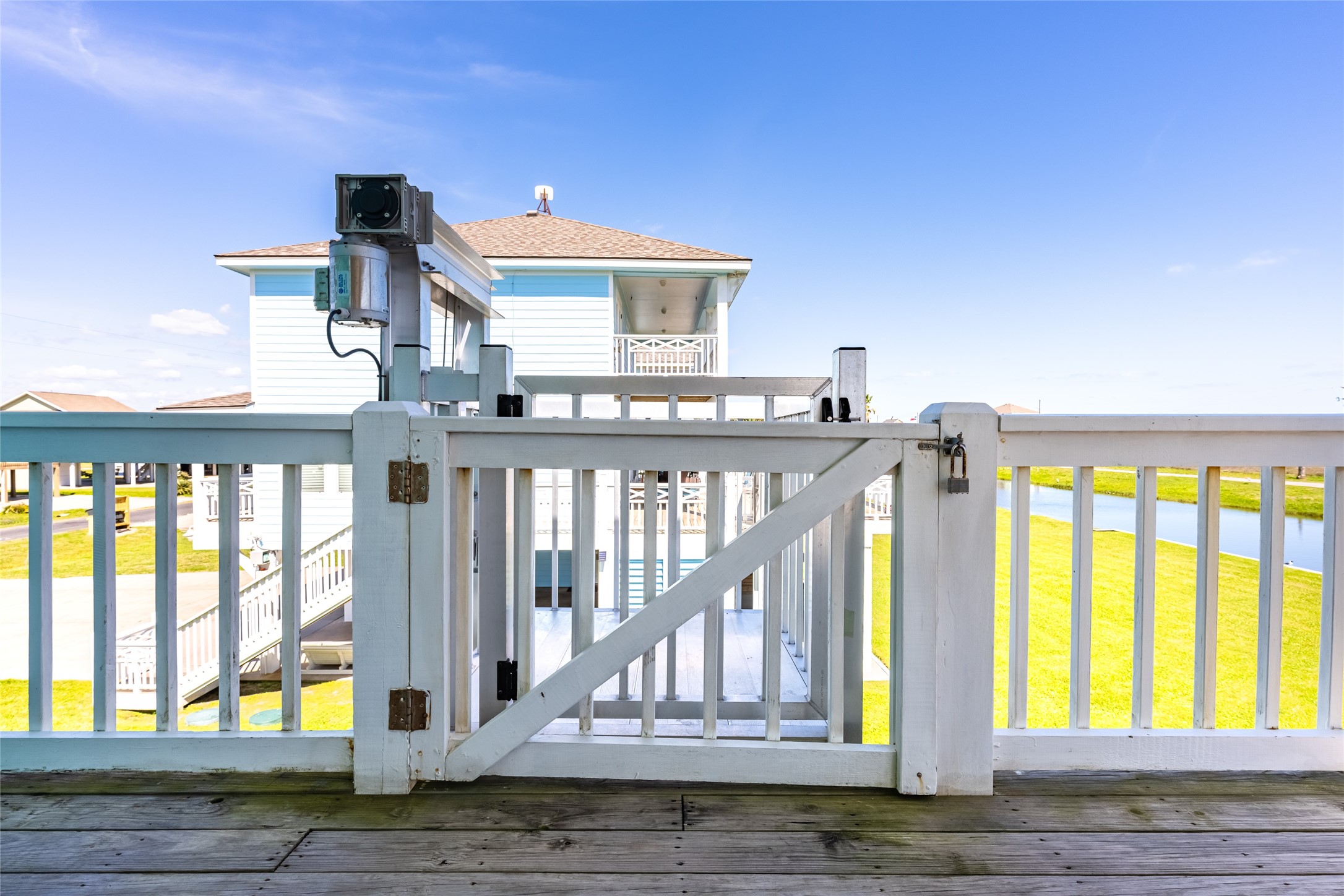 3174 Sea Castle Drive Property Photo 44