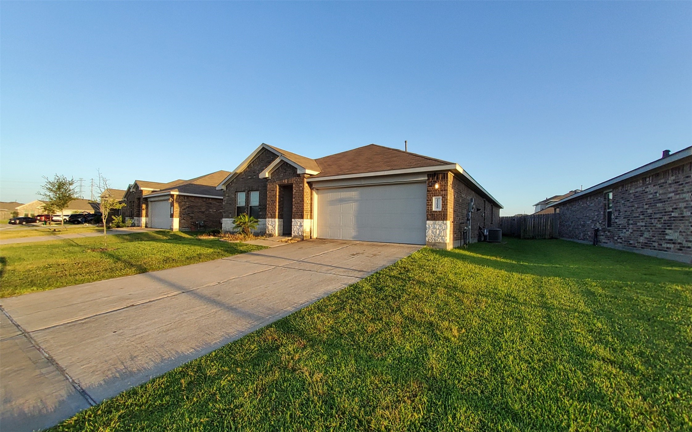 22619 Castello Lakes Drive Property Photo 2