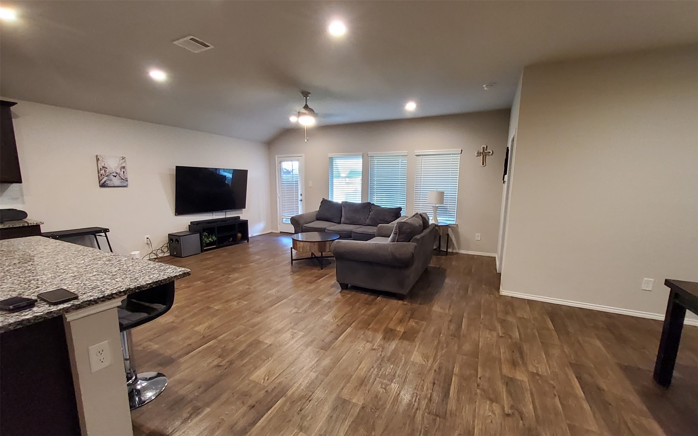 22619 Castello Lakes Drive Property Photo 9