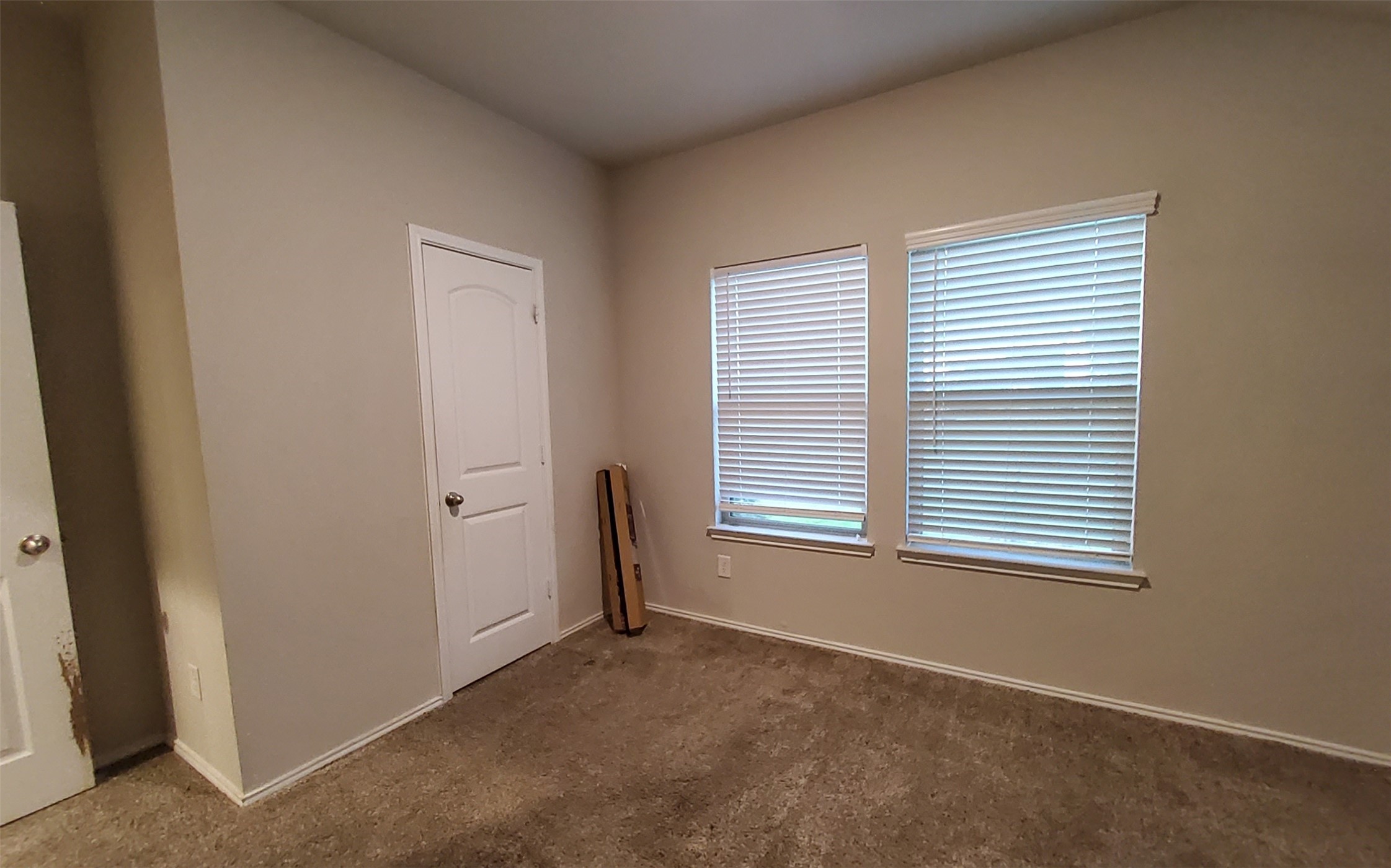 22619 Castello Lakes Drive Property Photo 19