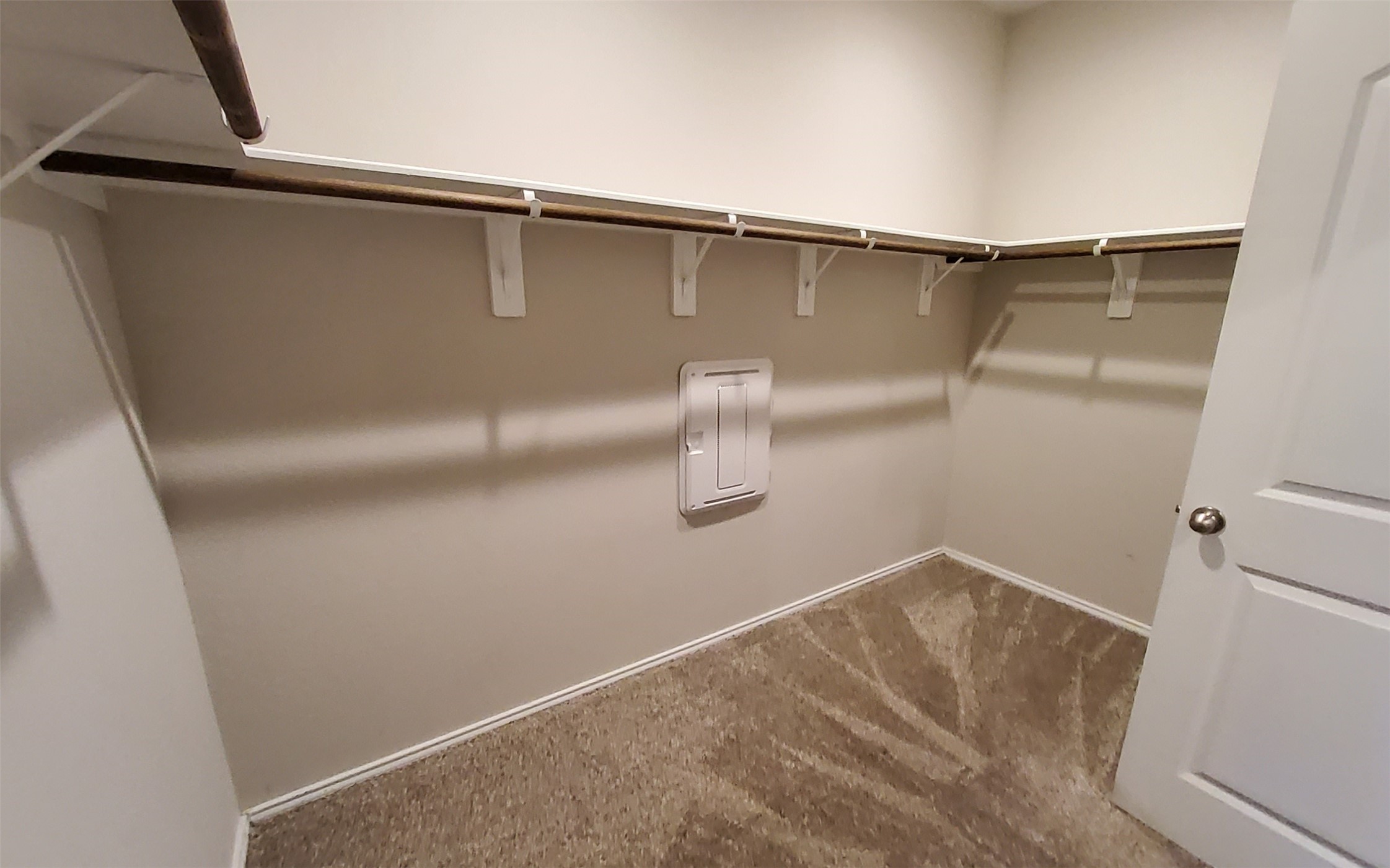 22619 Castello Lakes Drive Property Photo 30