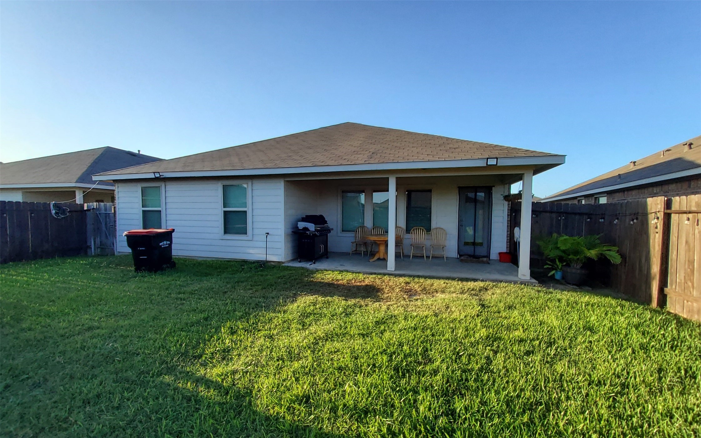 22619 Castello Lakes Drive Property Photo 32