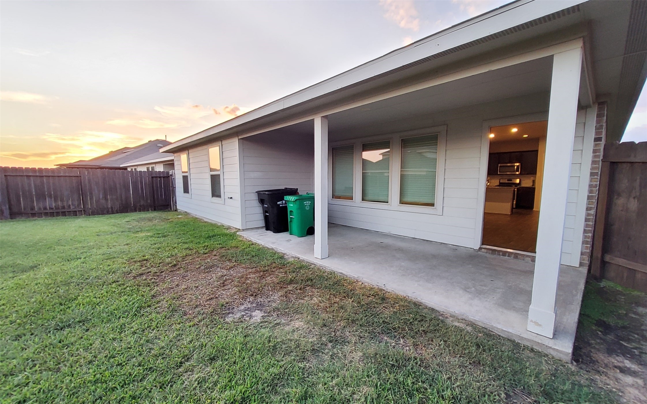 22619 Castello Lakes Drive Property Photo 33