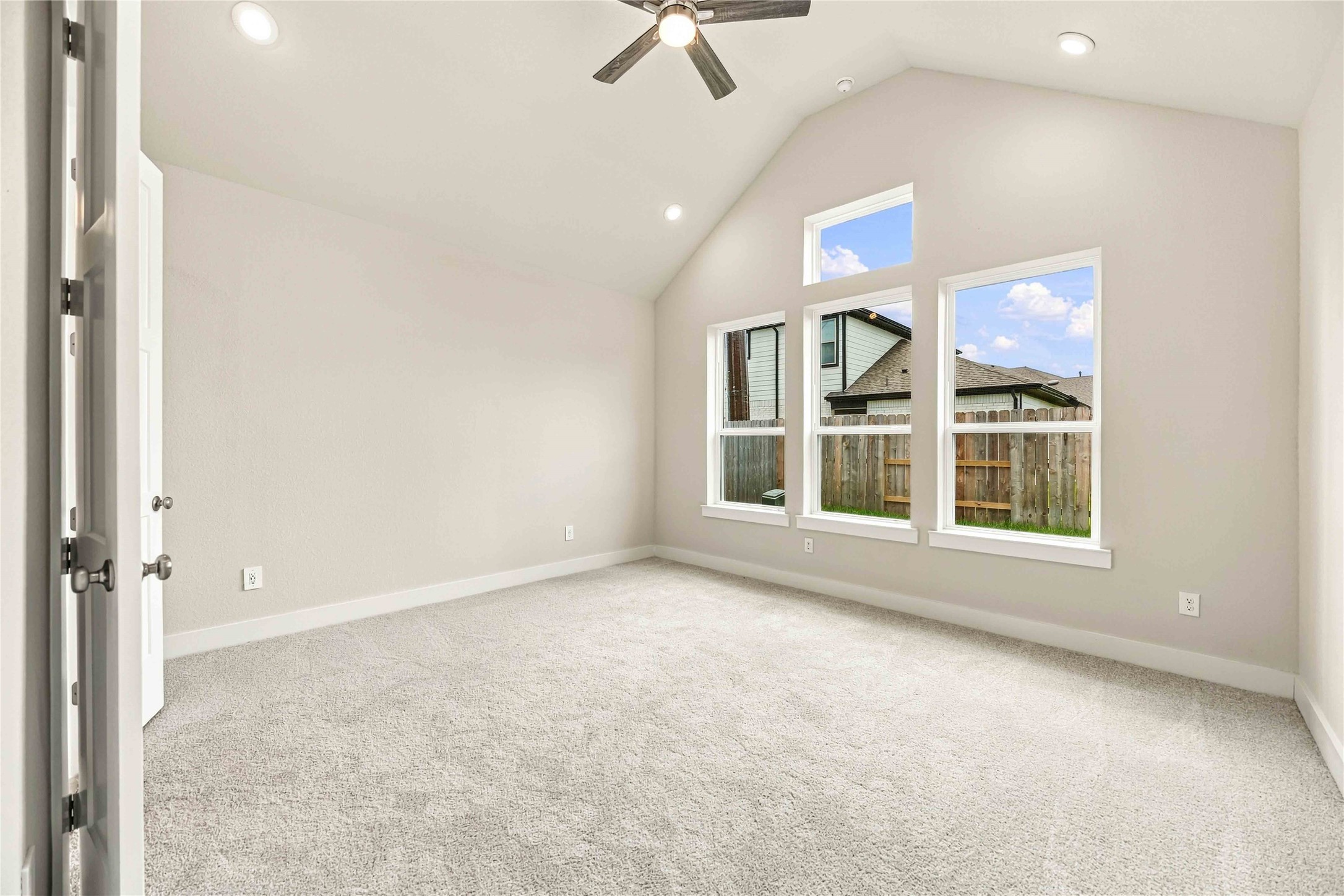 6222 Lost Ridge Lane Property Photo 15