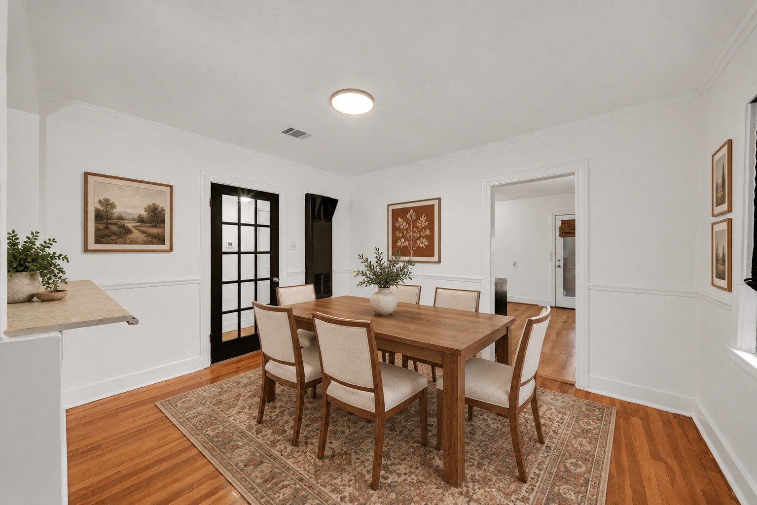 1103 Beckman Street Property Photo 14