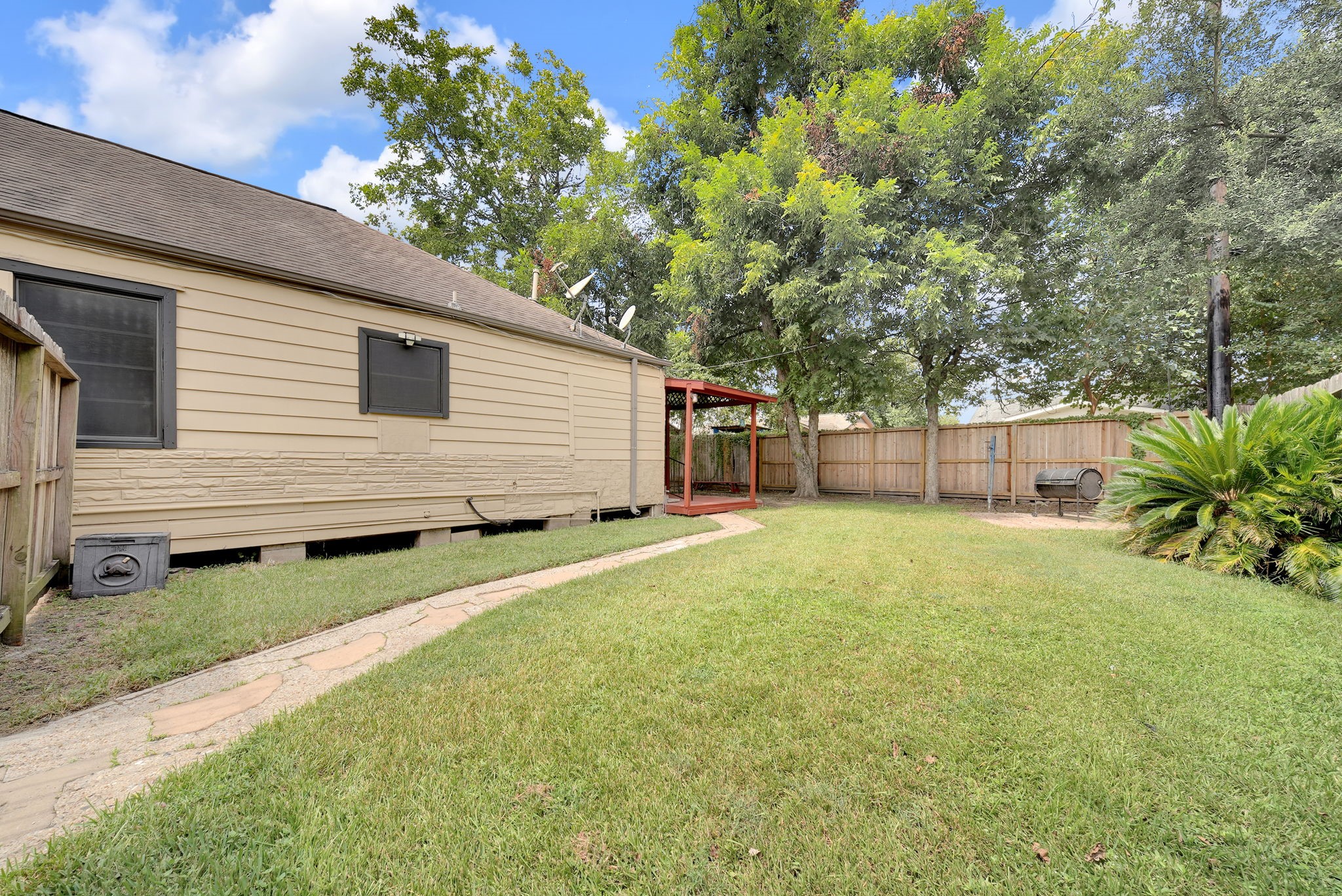 1103 Beckman Street Property Photo 39