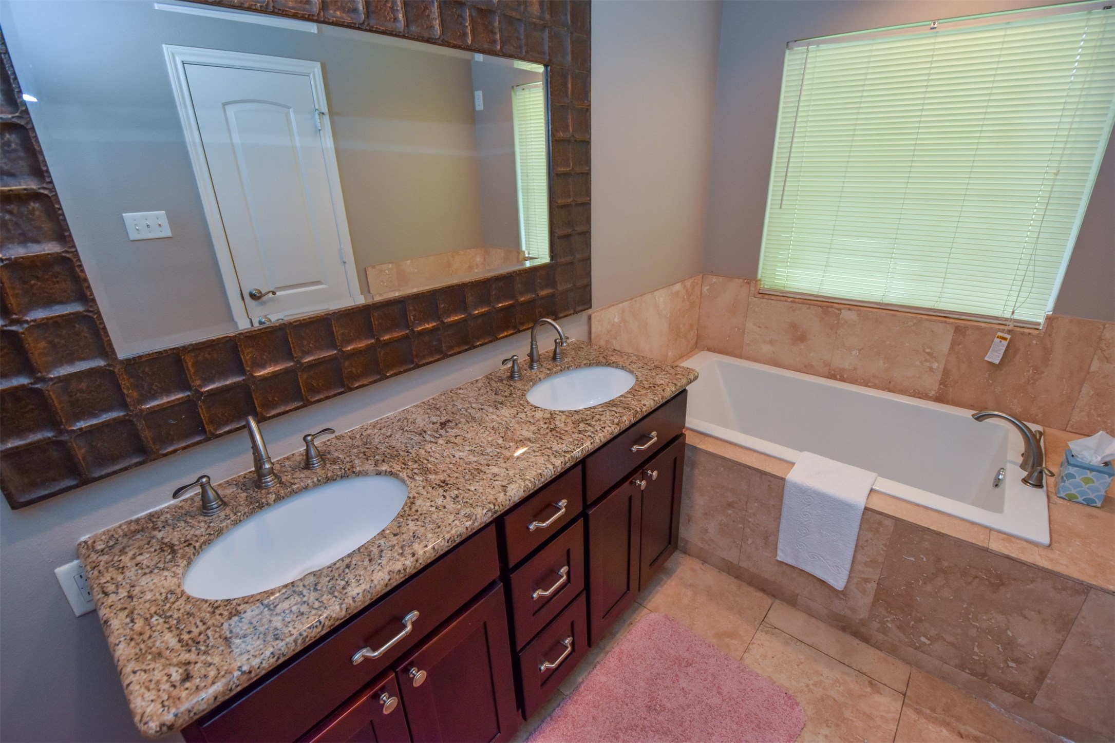 9030 Quebec Drive Property Photo 28