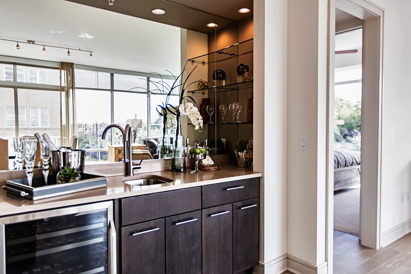 5122 Morningside Dr 701 Property Photo 4