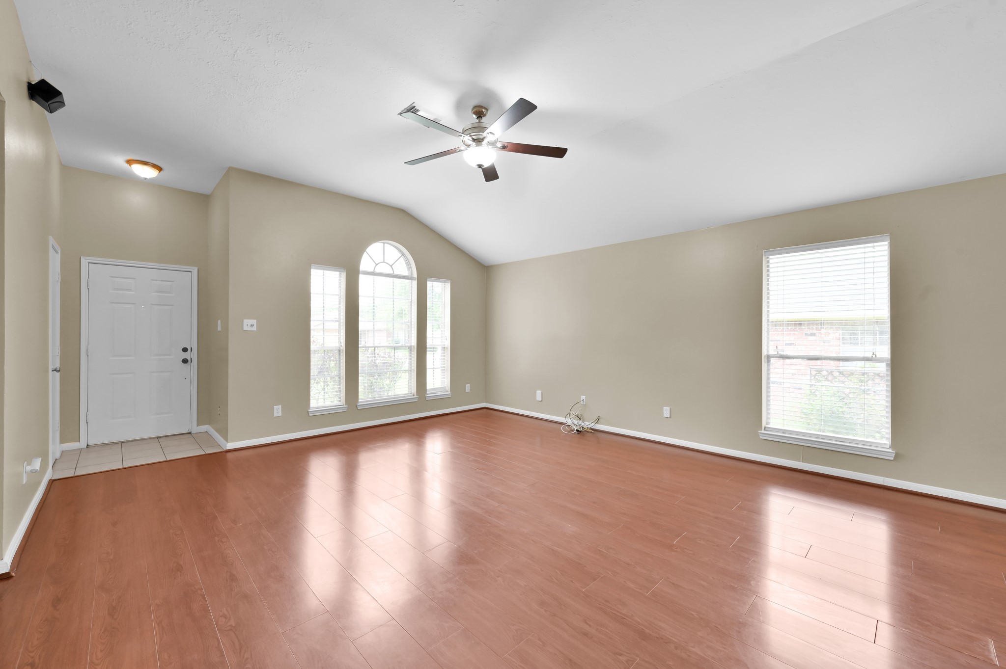 506 Paradise Lane Property Photo 5
