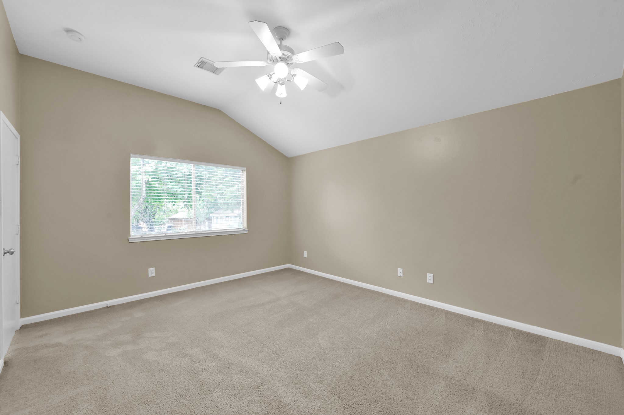 506 Paradise Lane Property Photo 12