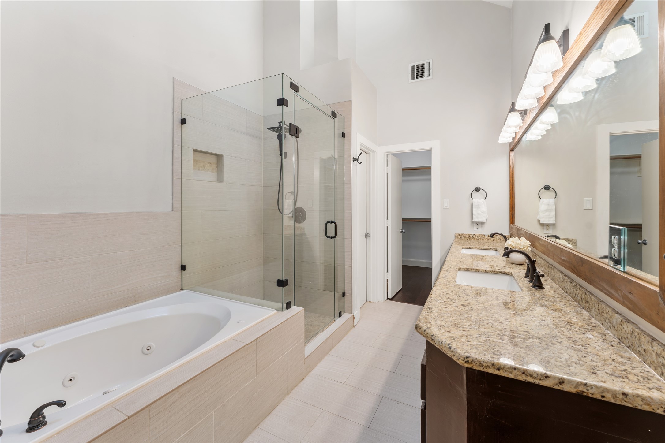 9822 Marlink Property Photo 15