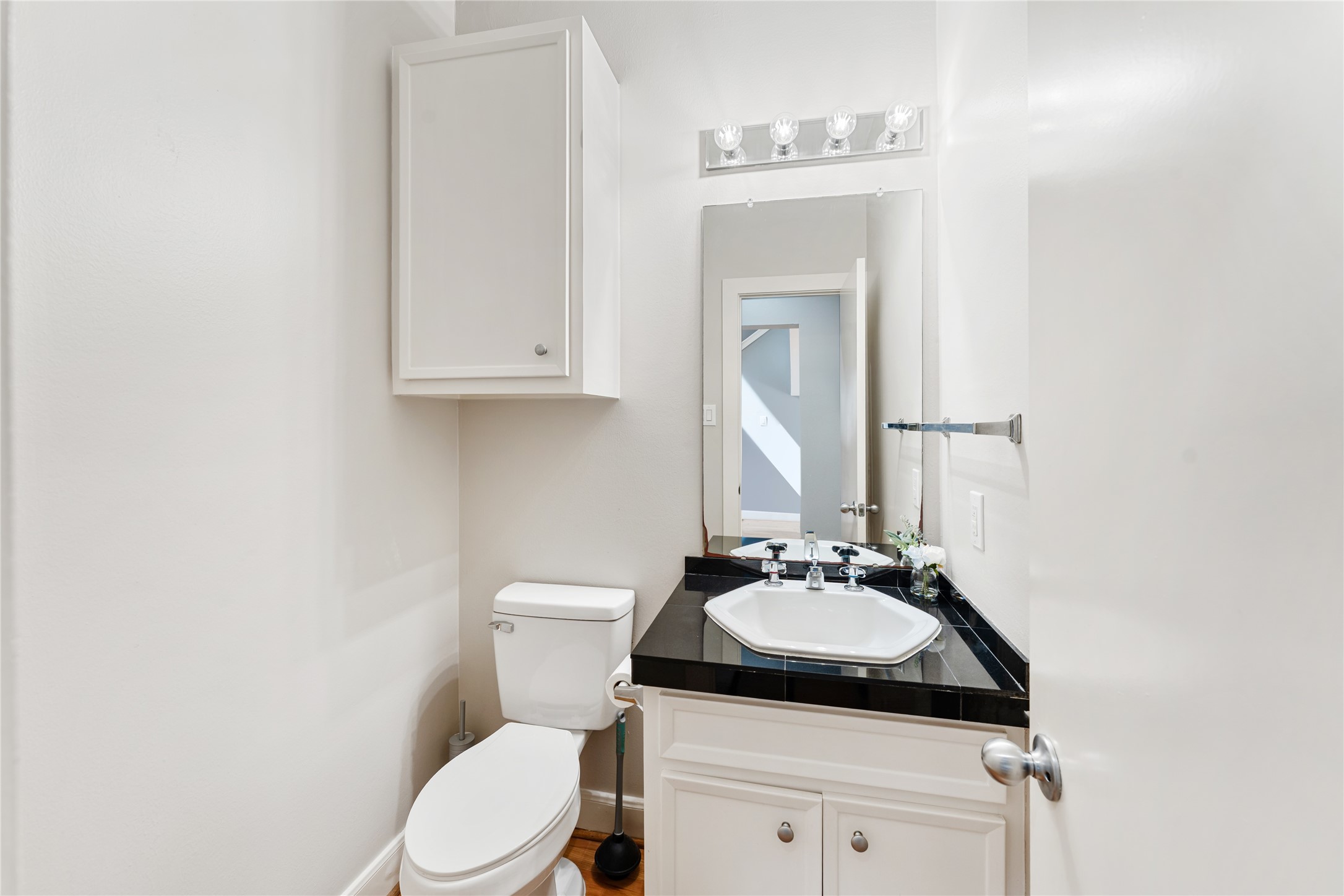 9822 Marlink Property Photo 18