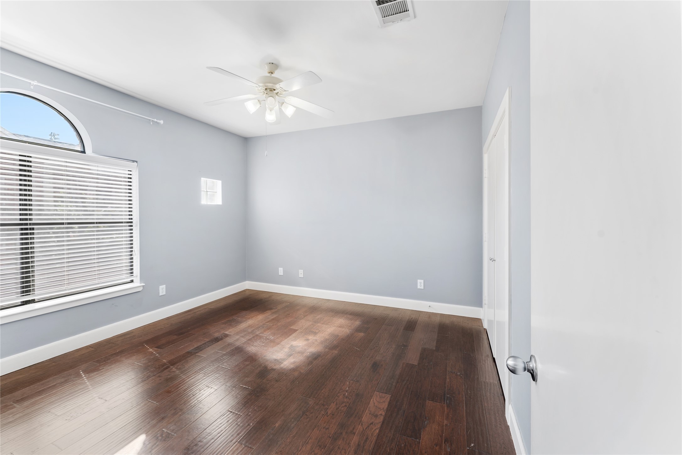 9822 Marlink Property Photo 21