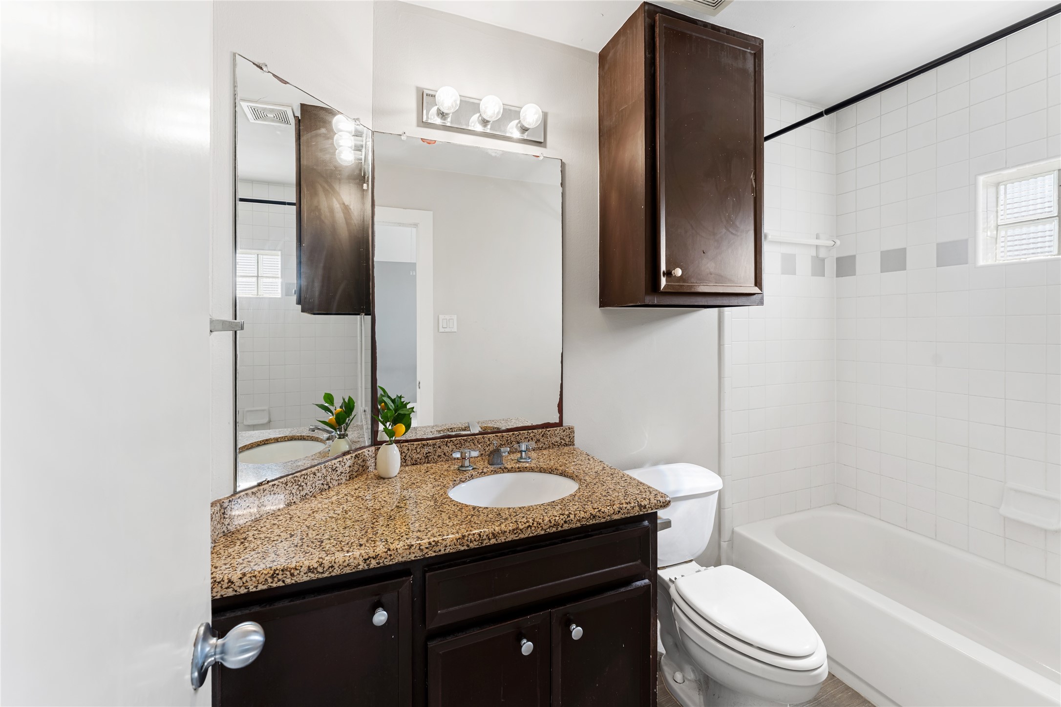 9822 Marlink Property Photo 26