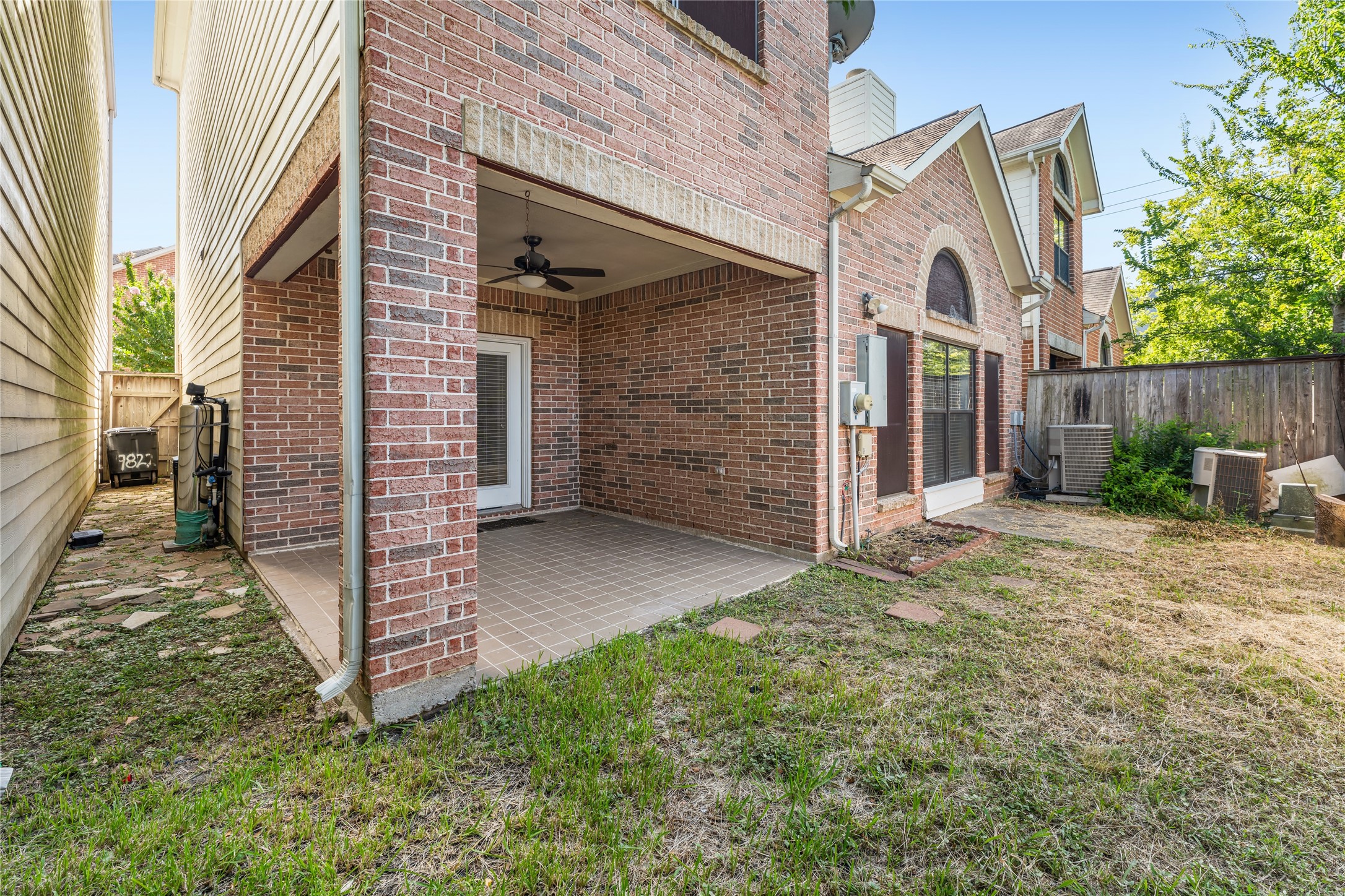 9822 Marlink Property Photo 29