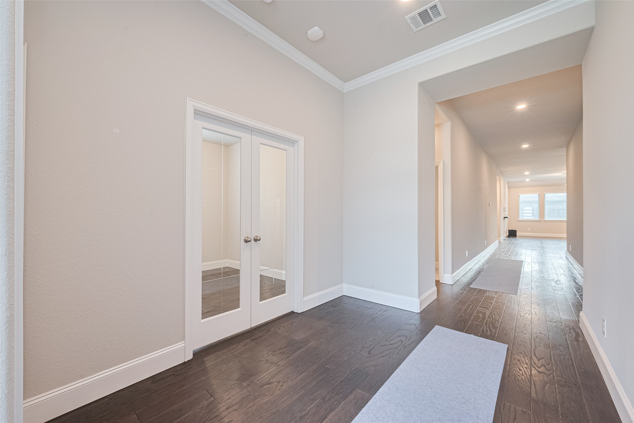 22092 Volante Drive Property Photo 7
