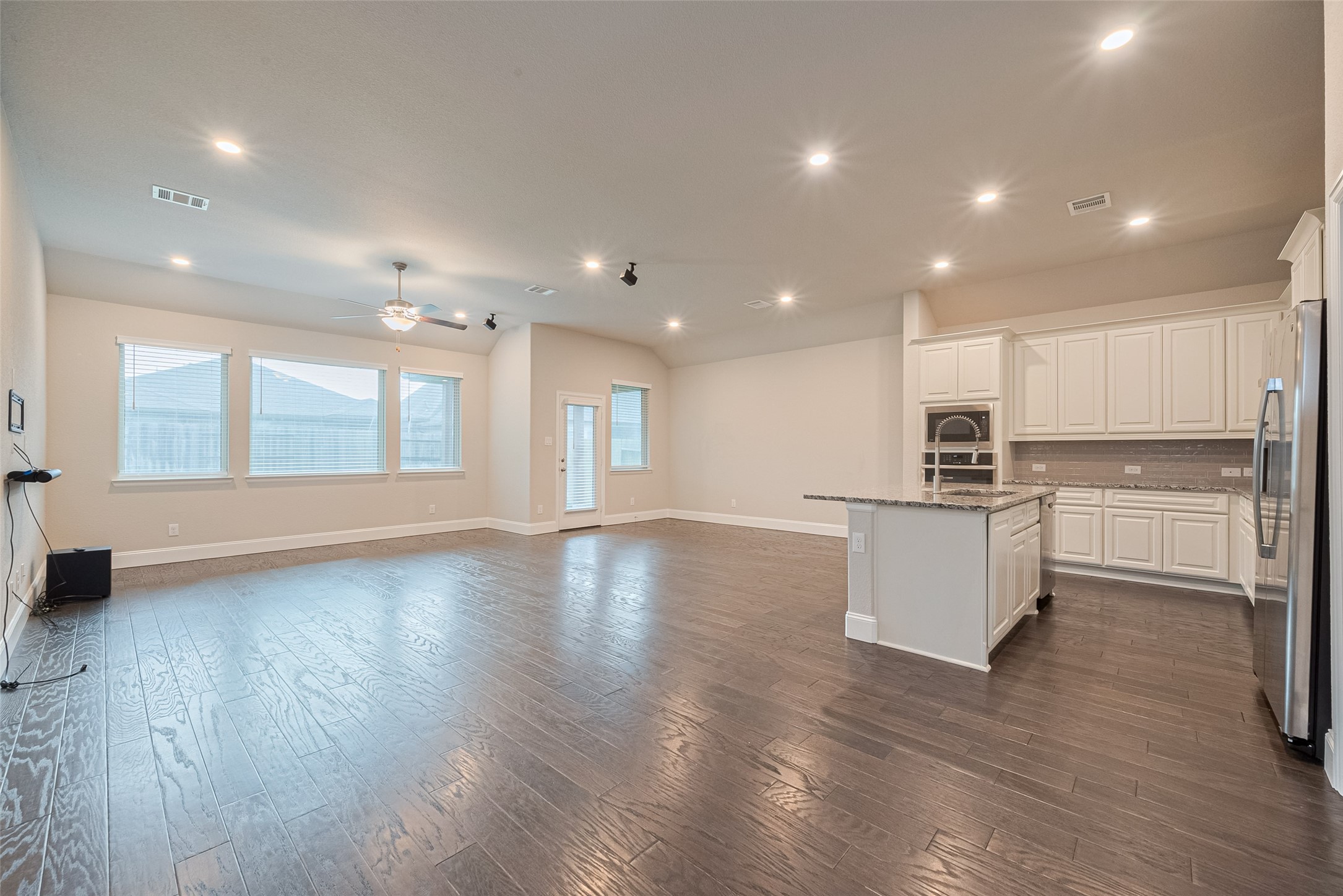 22092 Volante Drive Property Photo 14