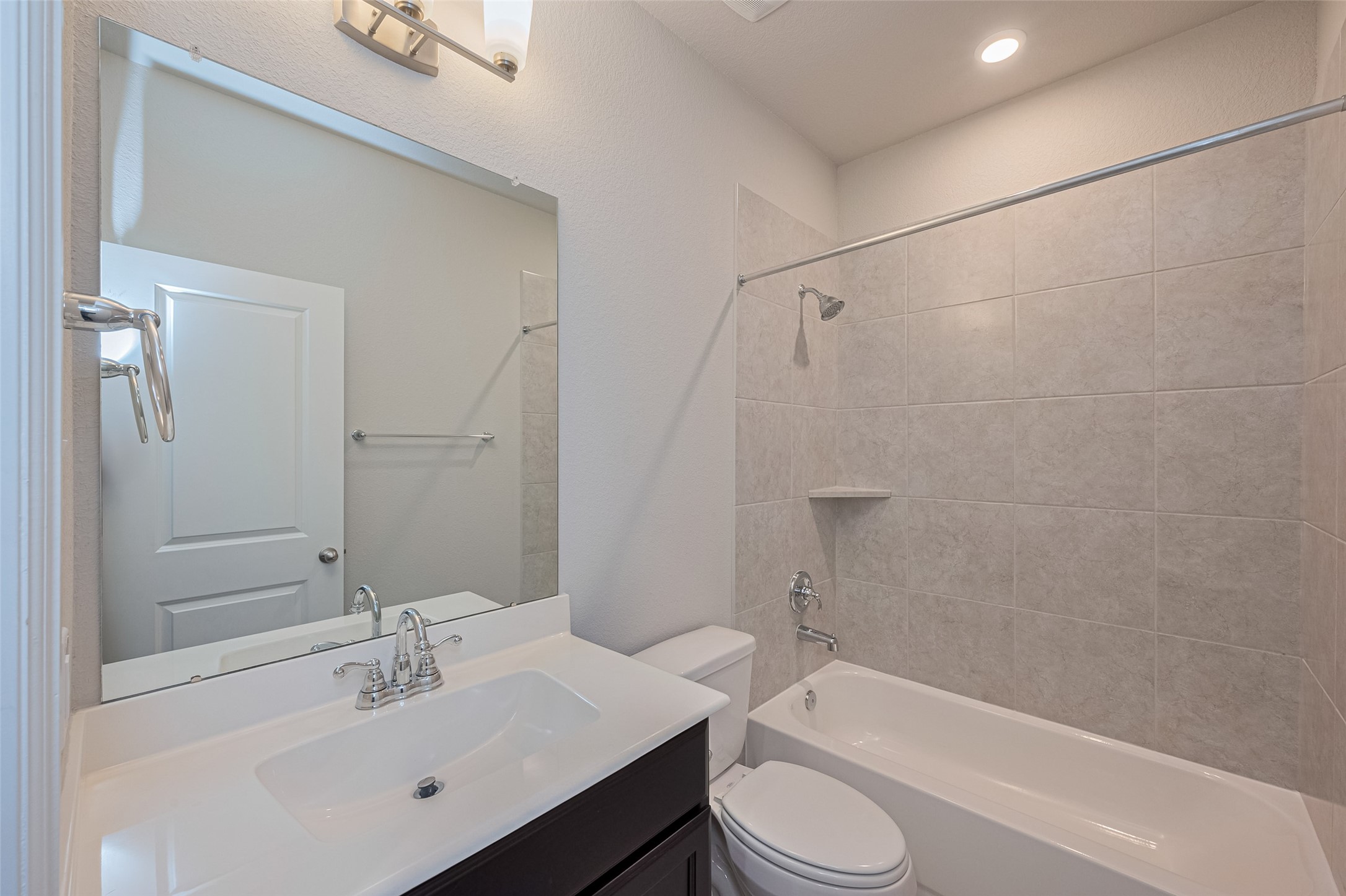 22092 Volante Drive Property Photo 34