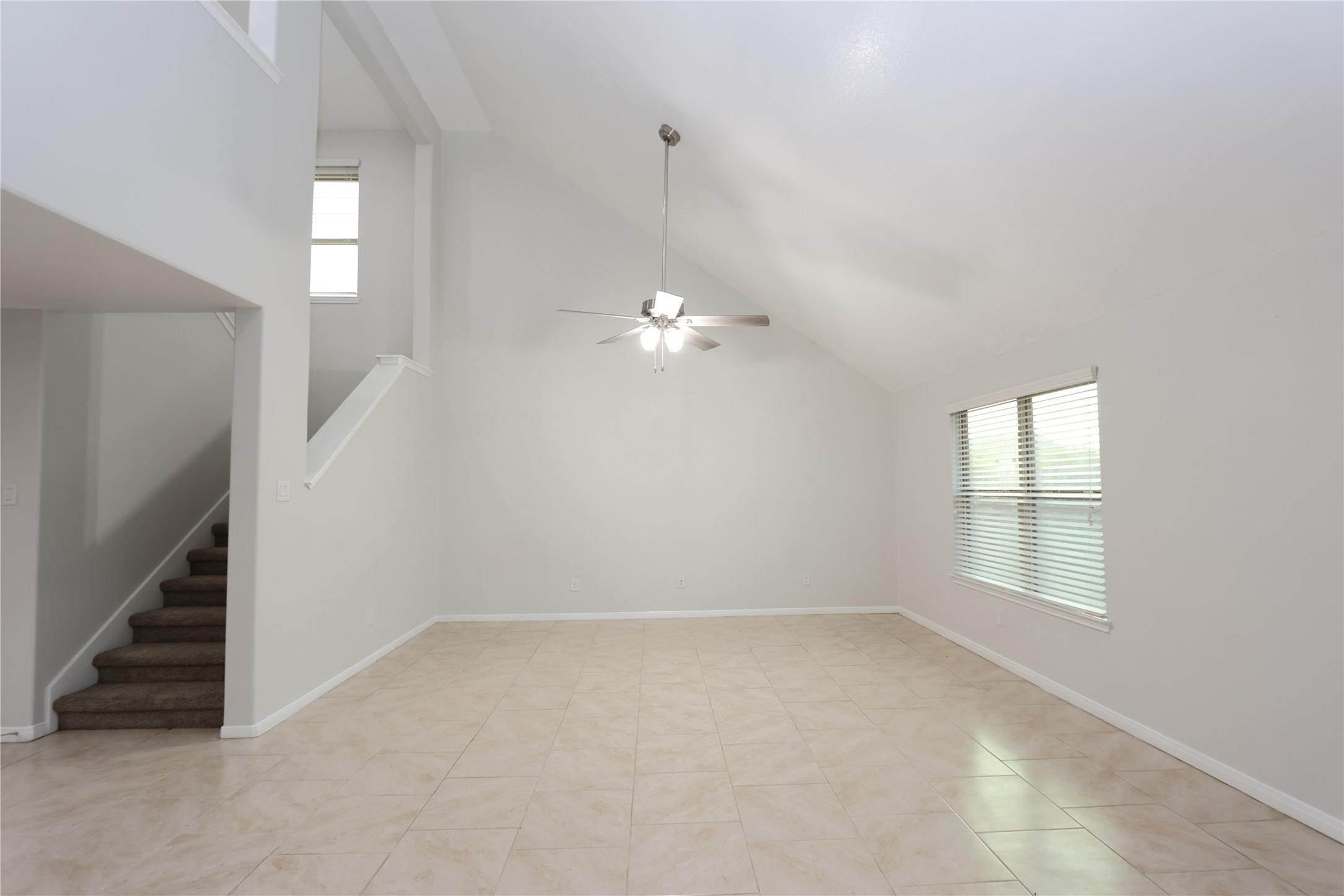 17614 Glade Landing Lane Property Photo 3