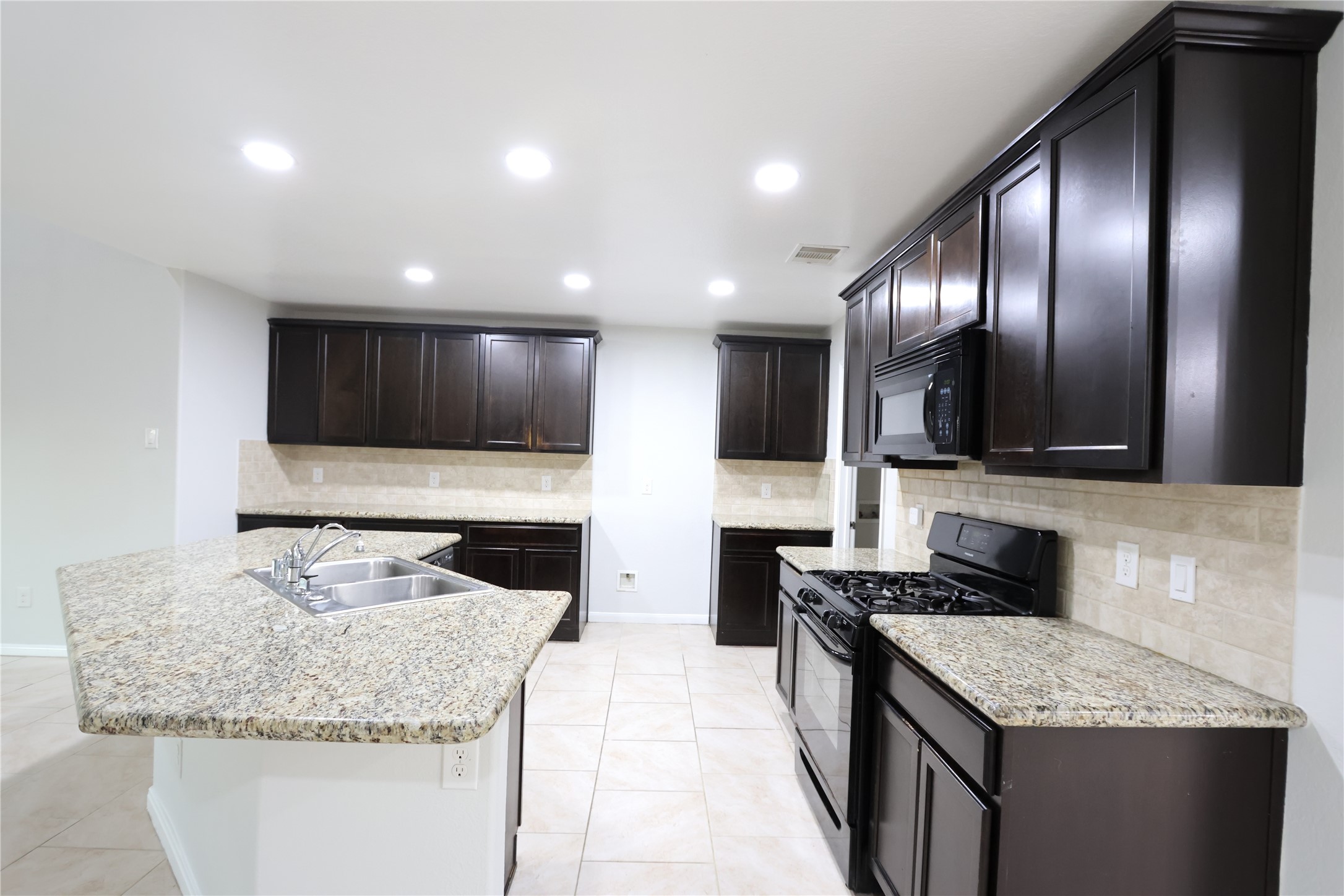 17614 Glade Landing Lane Property Photo 5