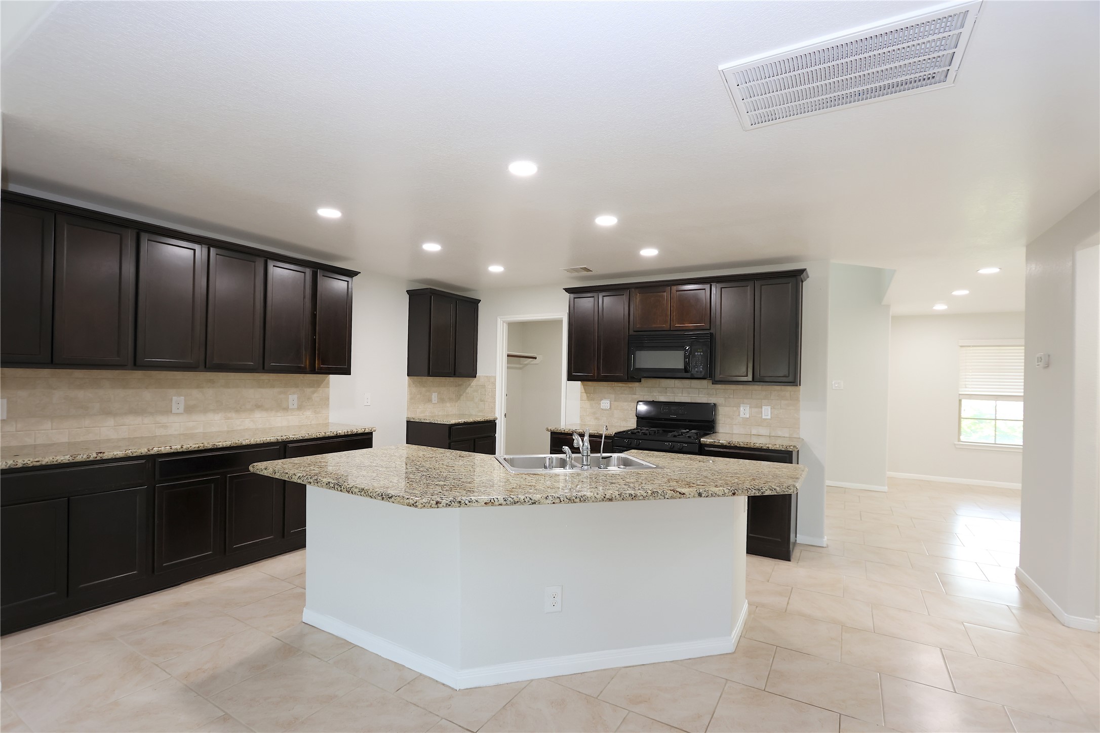 17614 Glade Landing Lane Property Photo 6