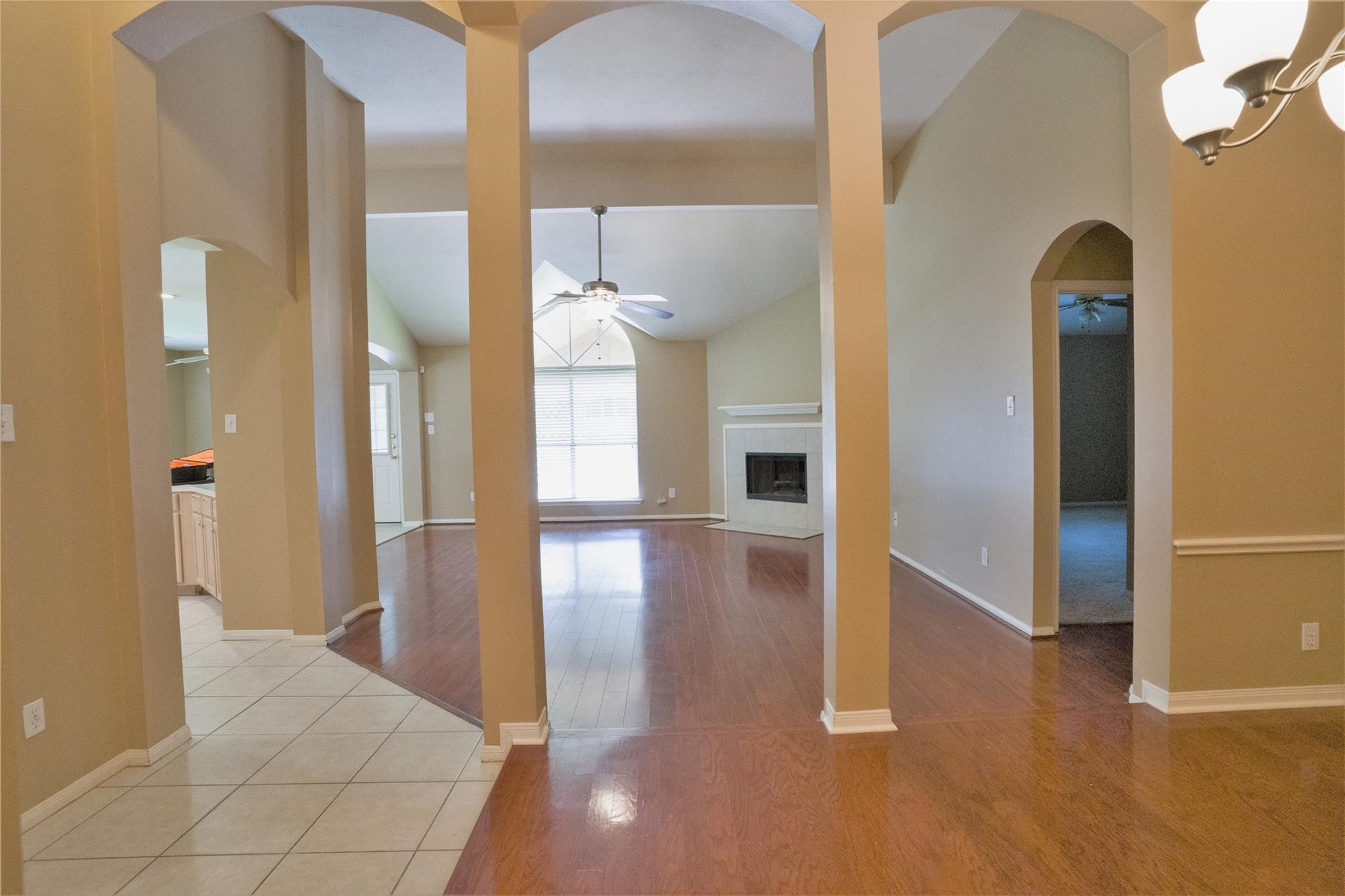 16807 Dunbar Grove Court Property Photo 4