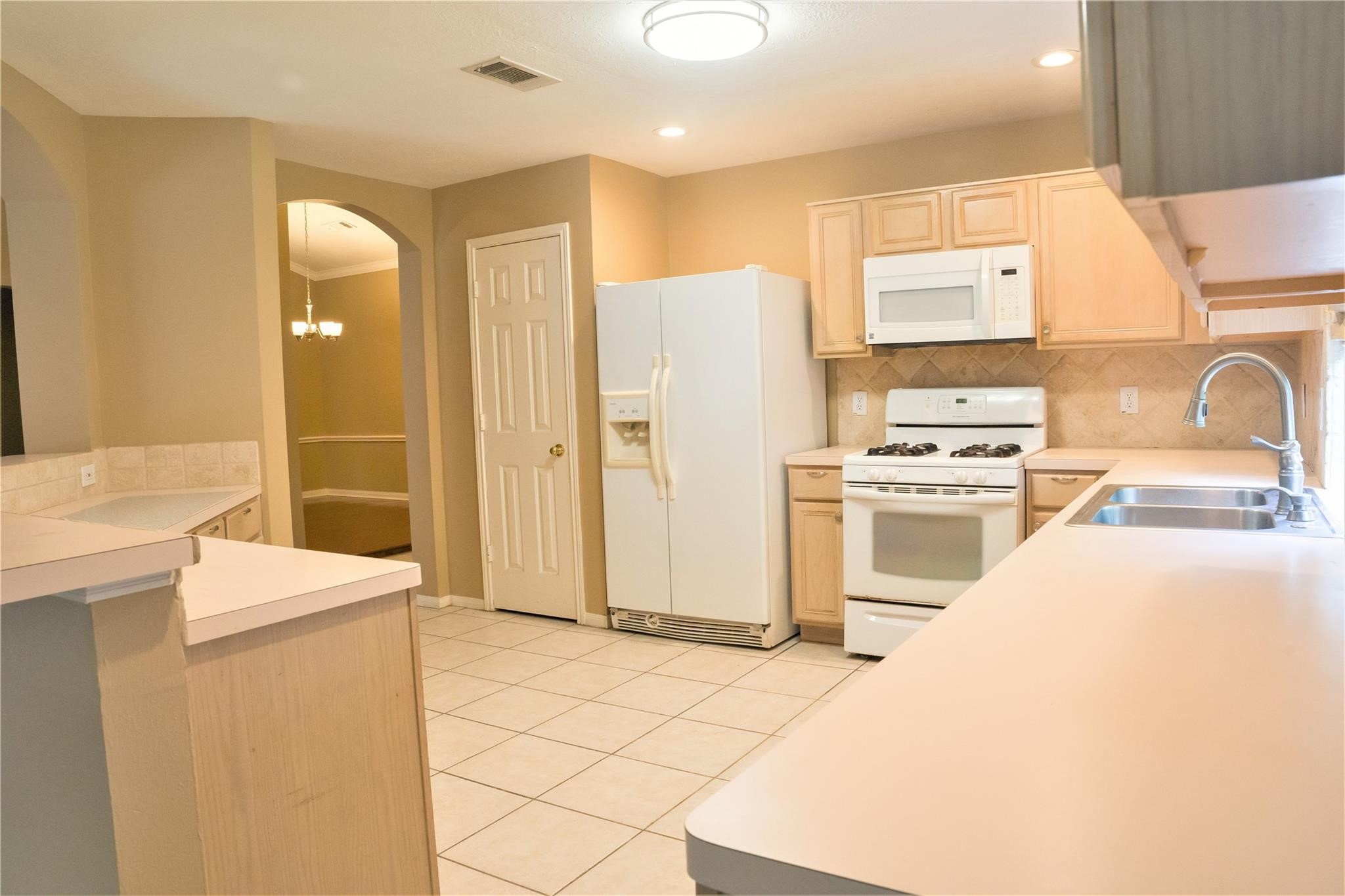 16807 Dunbar Grove Court Property Photo 7