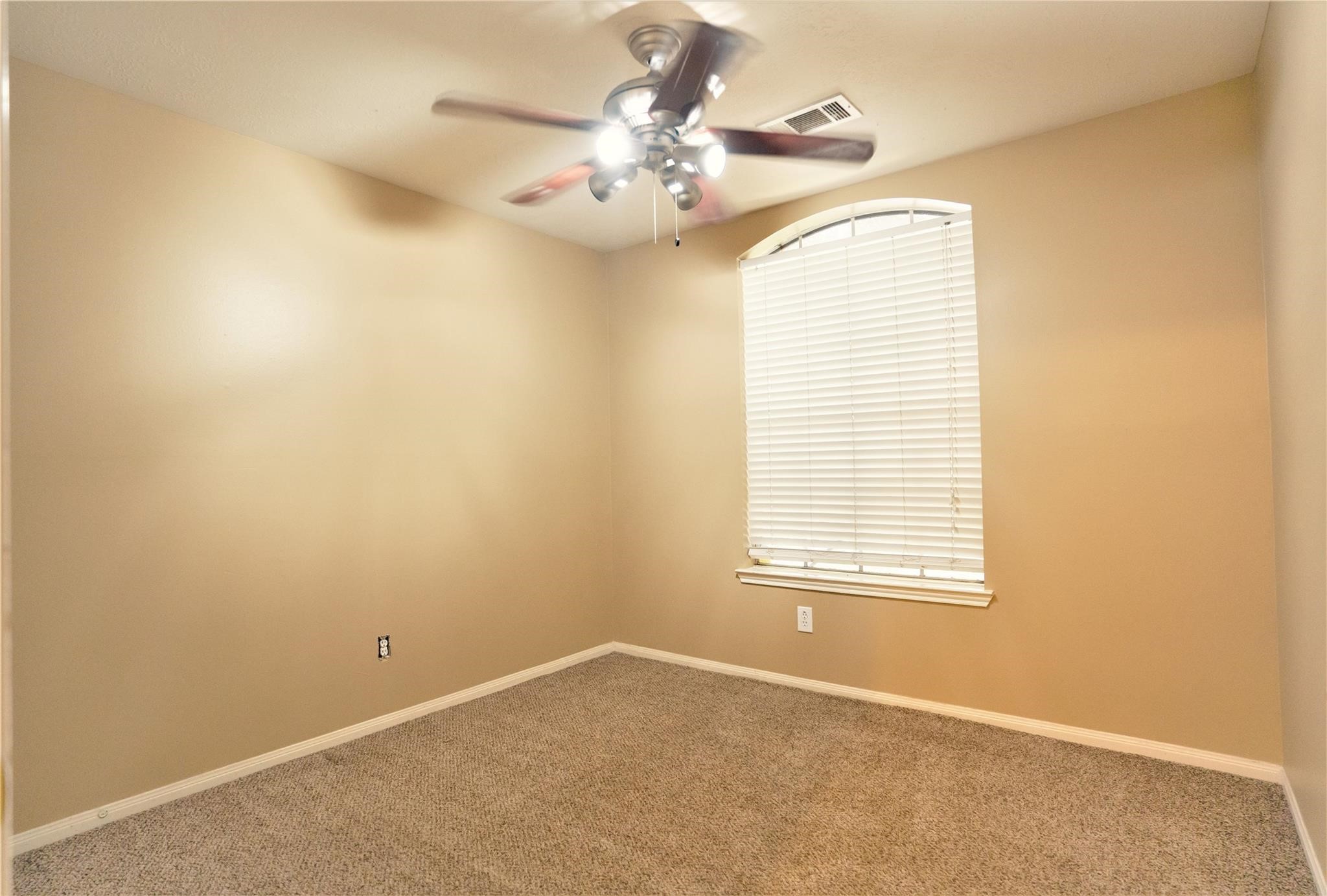 16807 Dunbar Grove Court Property Photo 13