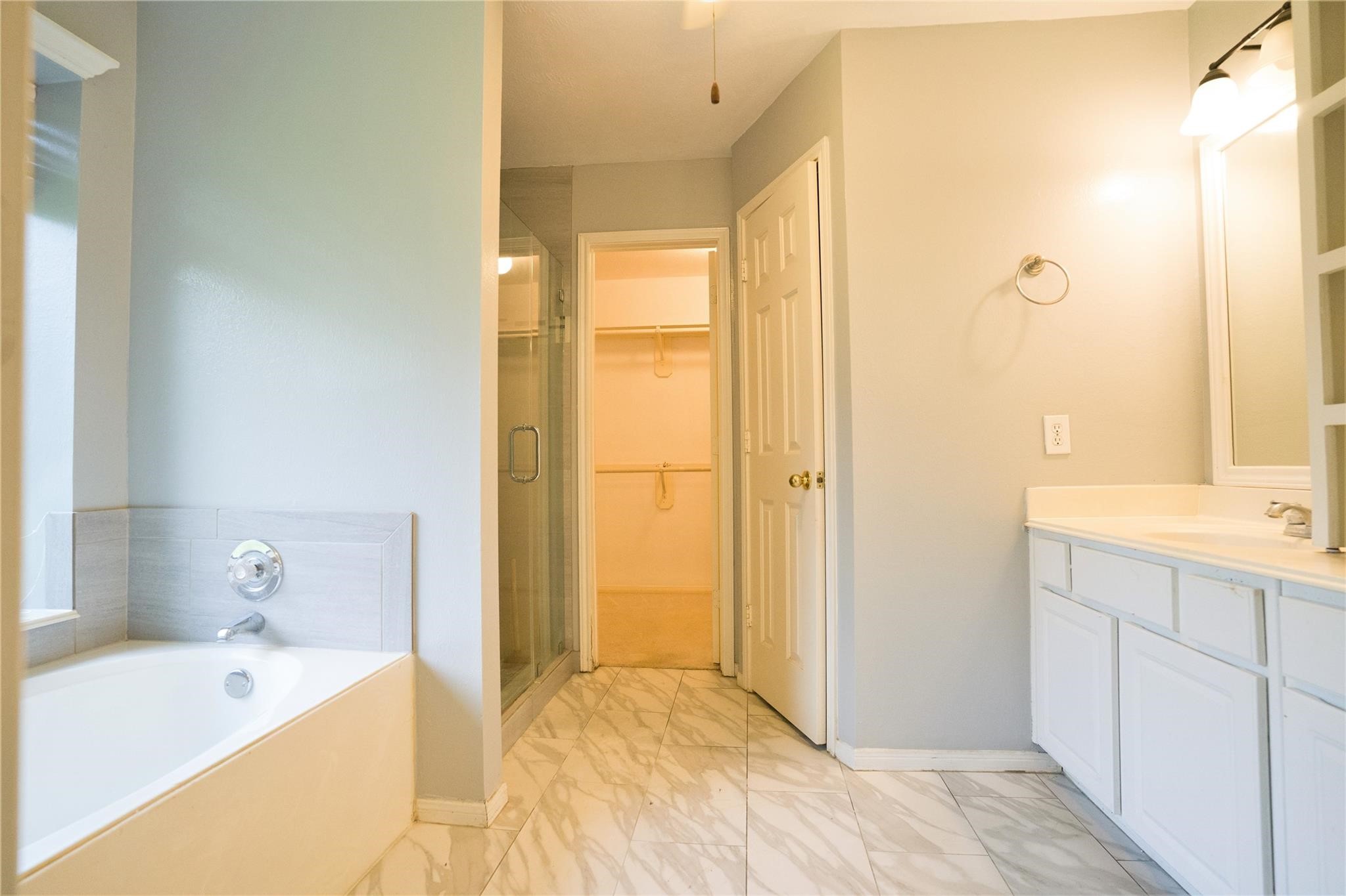 16807 Dunbar Grove Court Property Photo 16