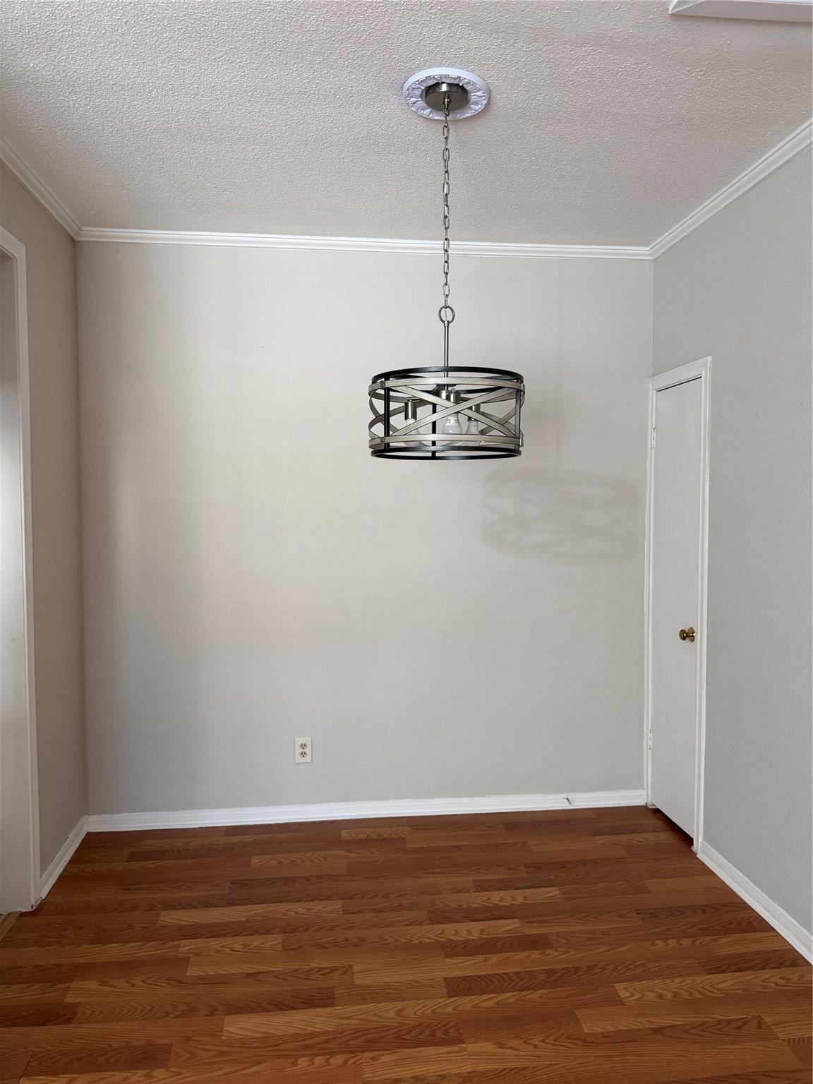 728 Bering Drive 10 Property Photo 14