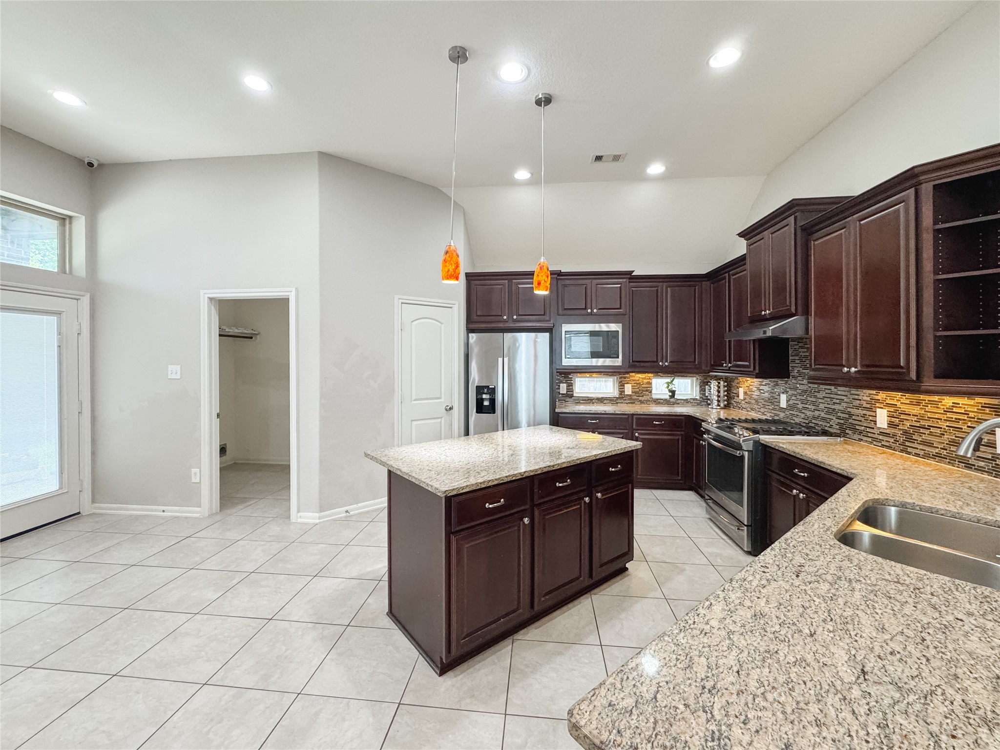 4714 Western Brook Drive Property Photo 14