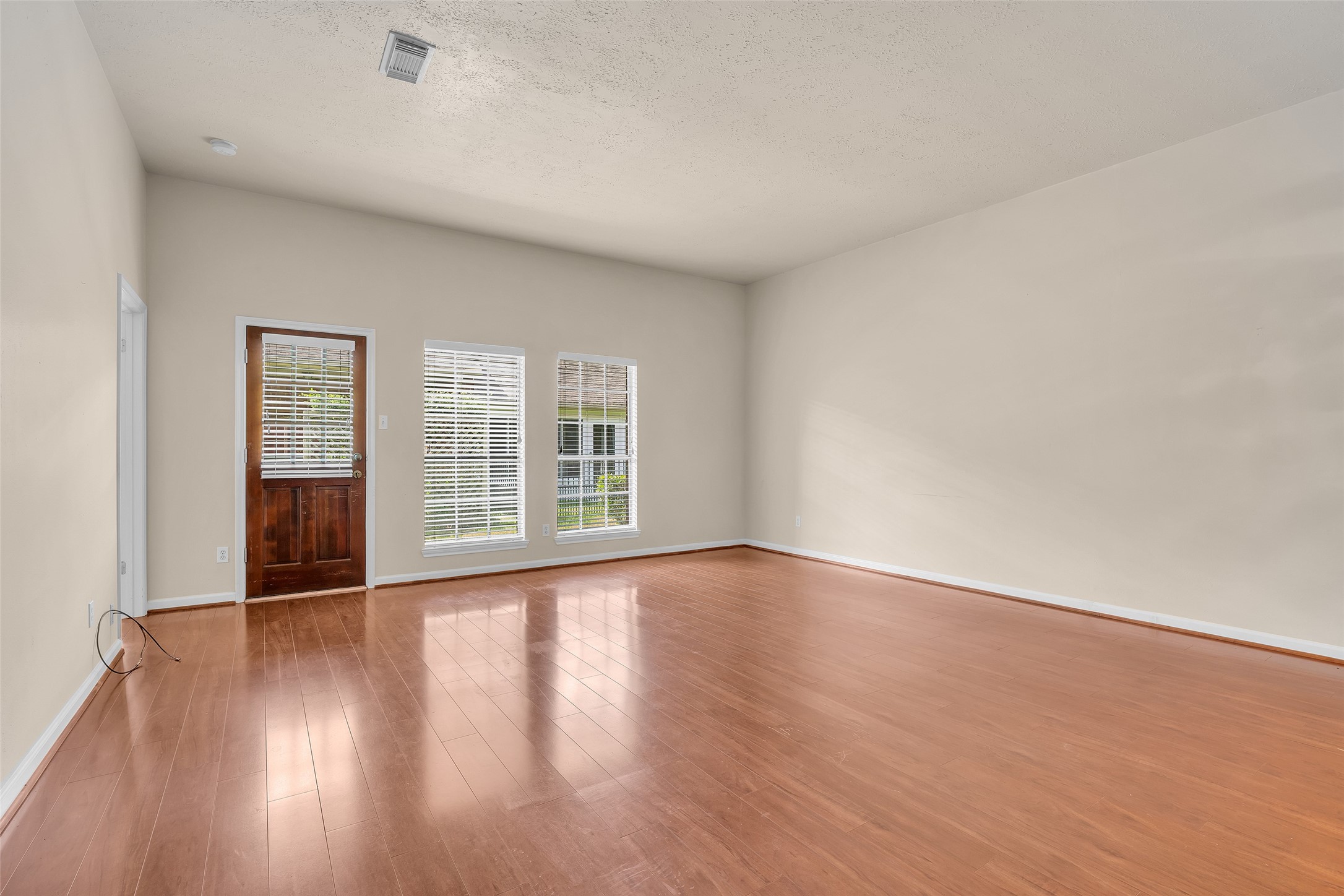 3310 Country Meadows Court Property Photo 16