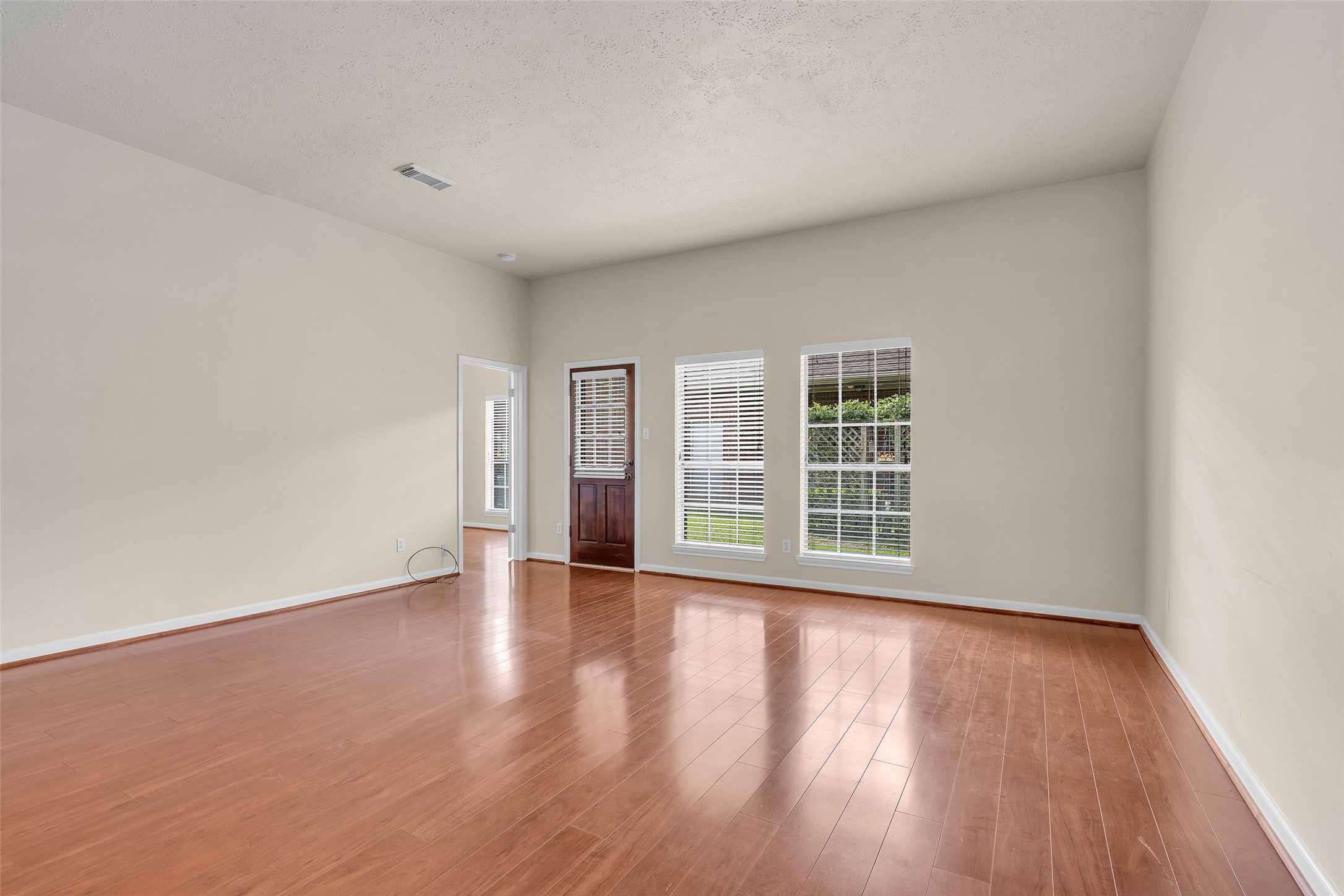 3310 Country Meadows Court Property Photo 18