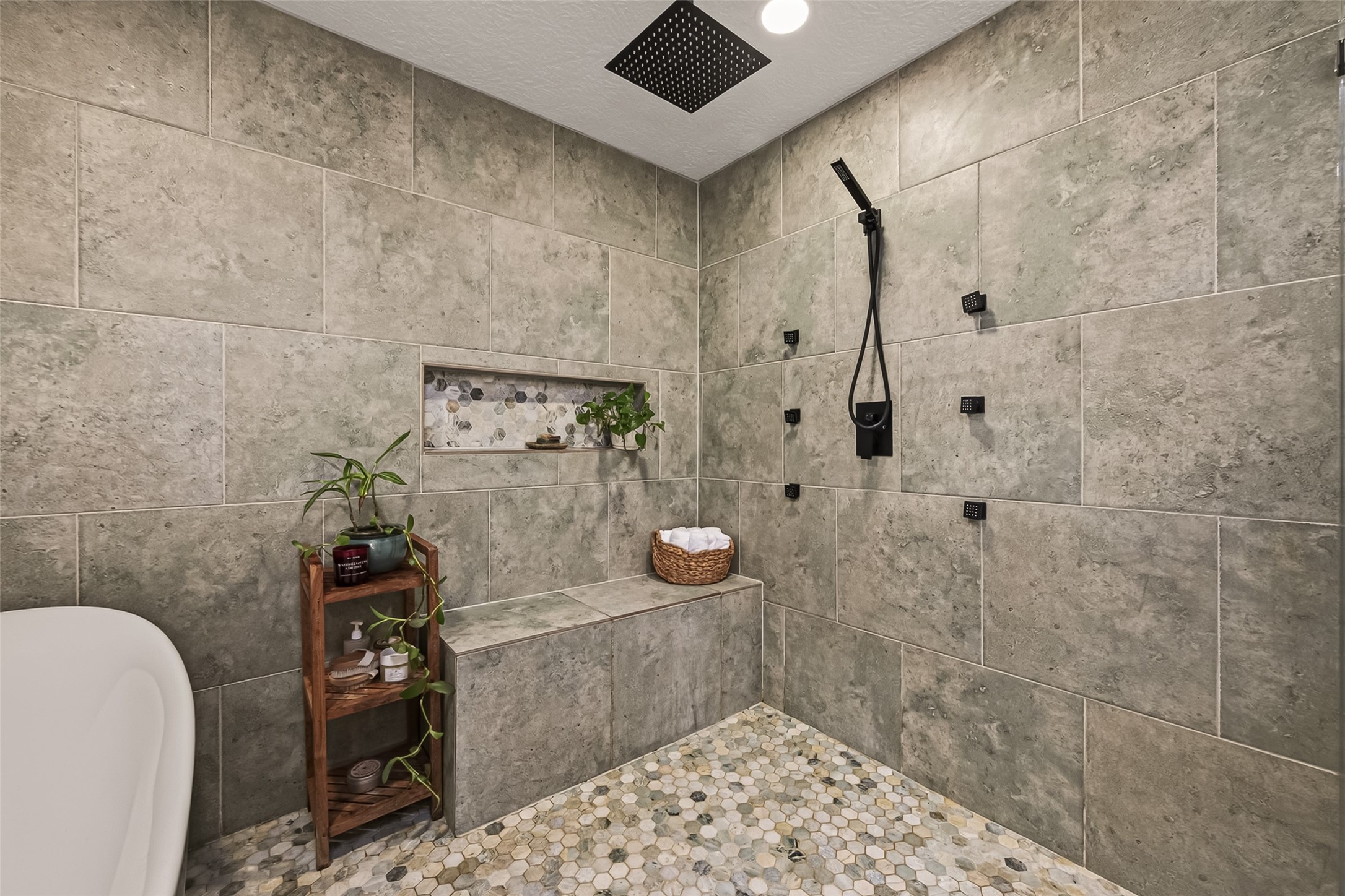 514 S Shadowbend Avenue Property Photo 29