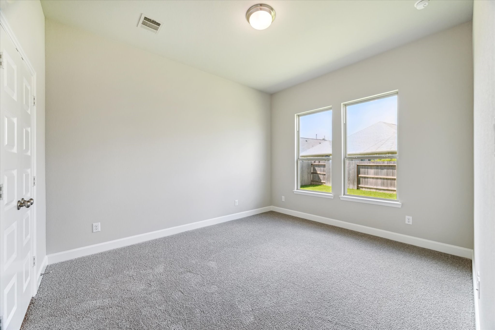 1309 Wicklow Forest Street Property Photo 11